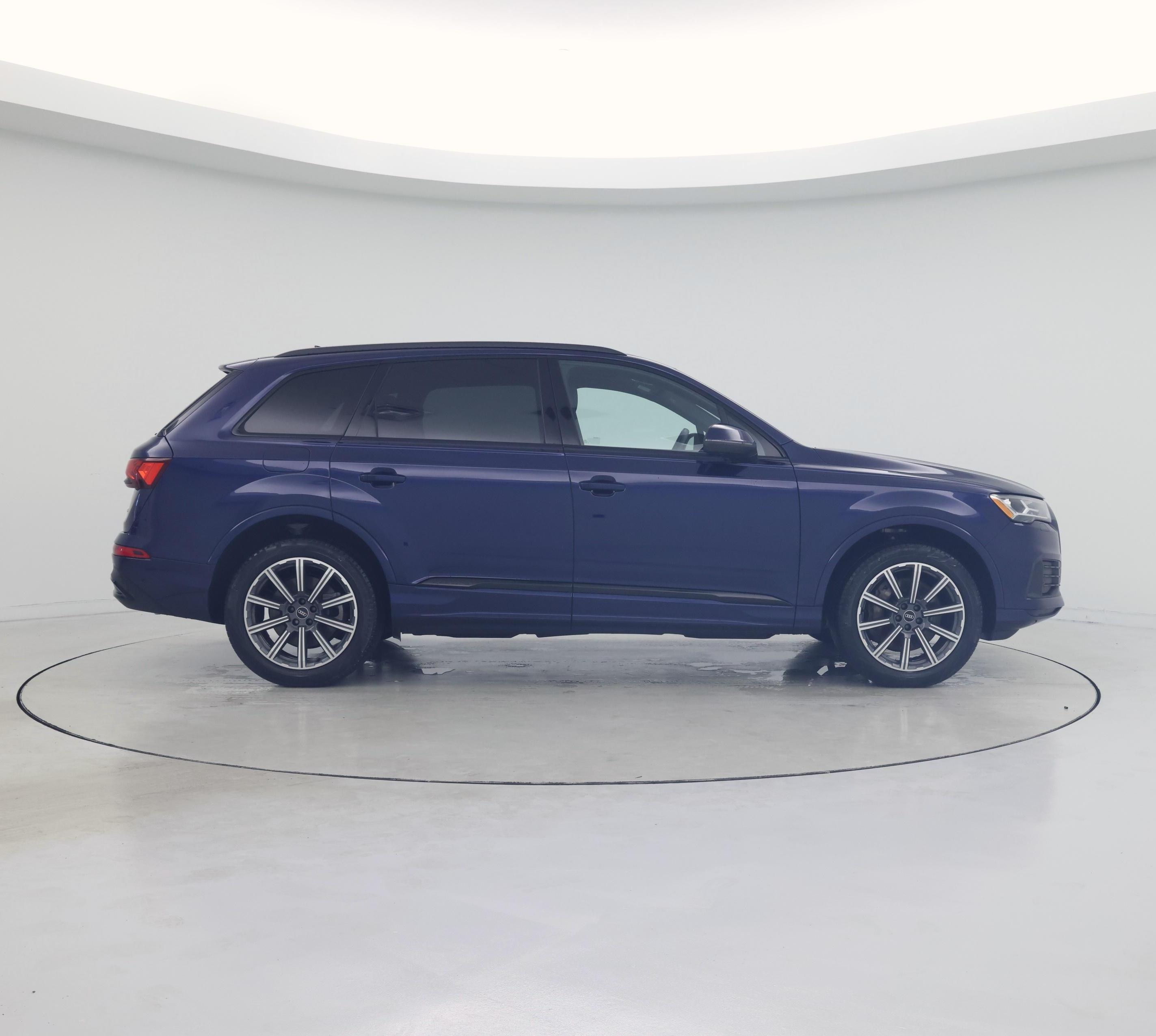 Thumbnail: 2022 Audi Q7 - 7