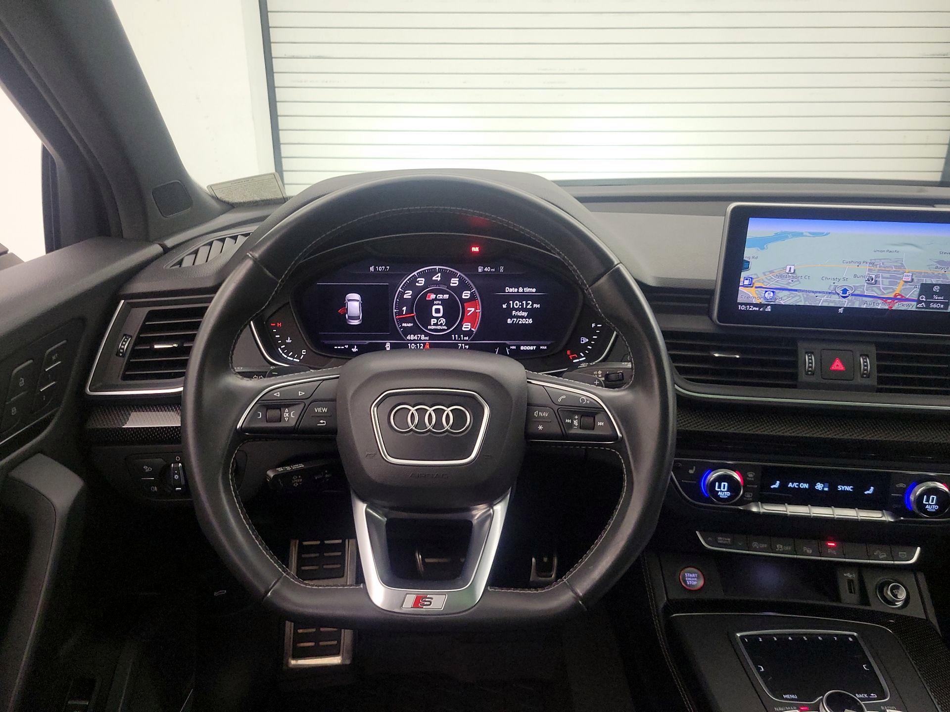 Thumbnail: 2019 Audi SQ5 - 10