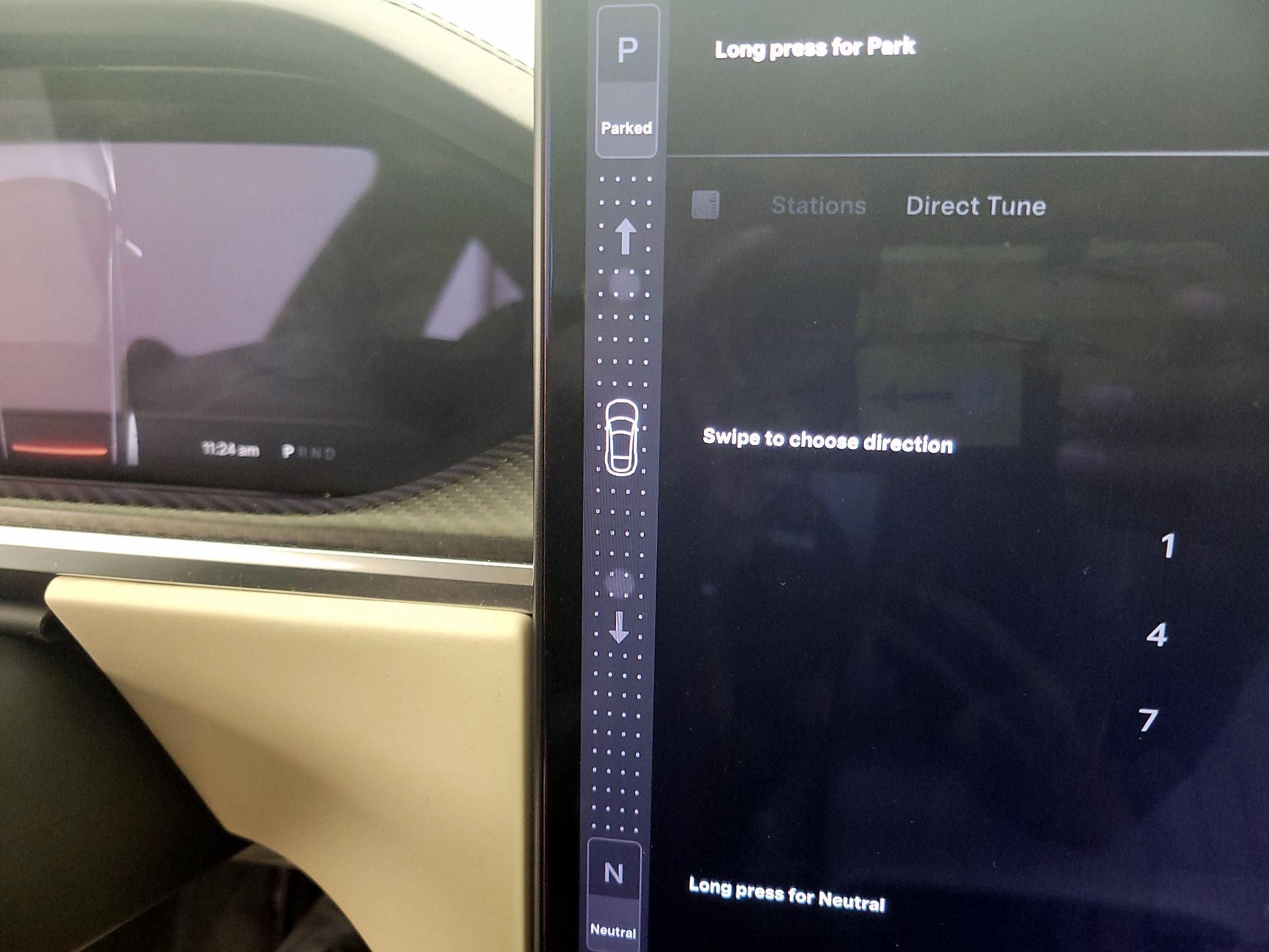 Thumbnail: 2022 Tesla Model S - 17