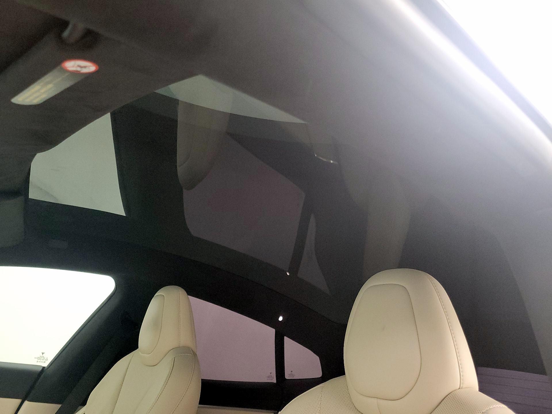 Thumbnail: 2022 Tesla Model S - 18