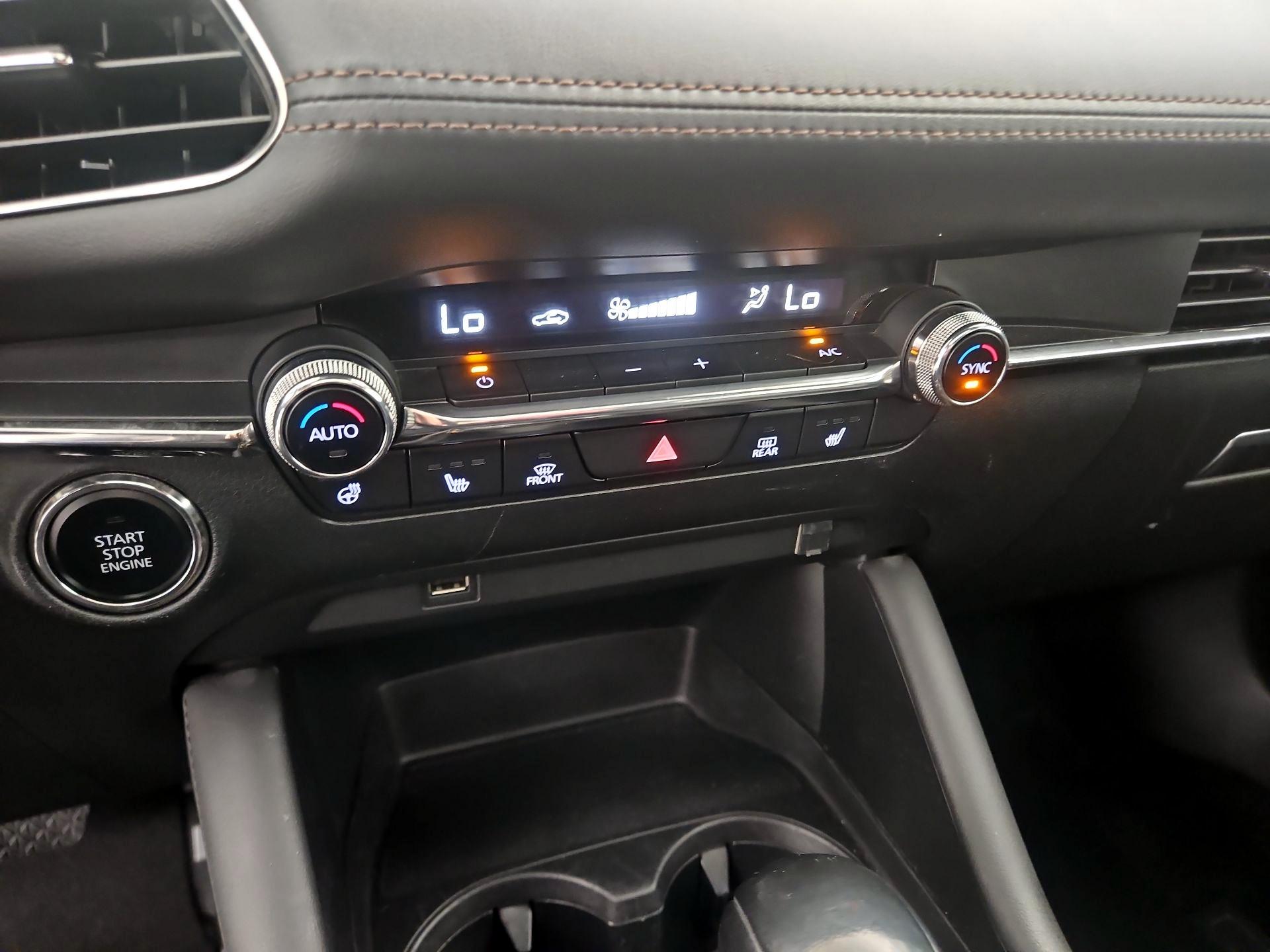 Thumbnail: 2021 Mazda Mazda3 - 17