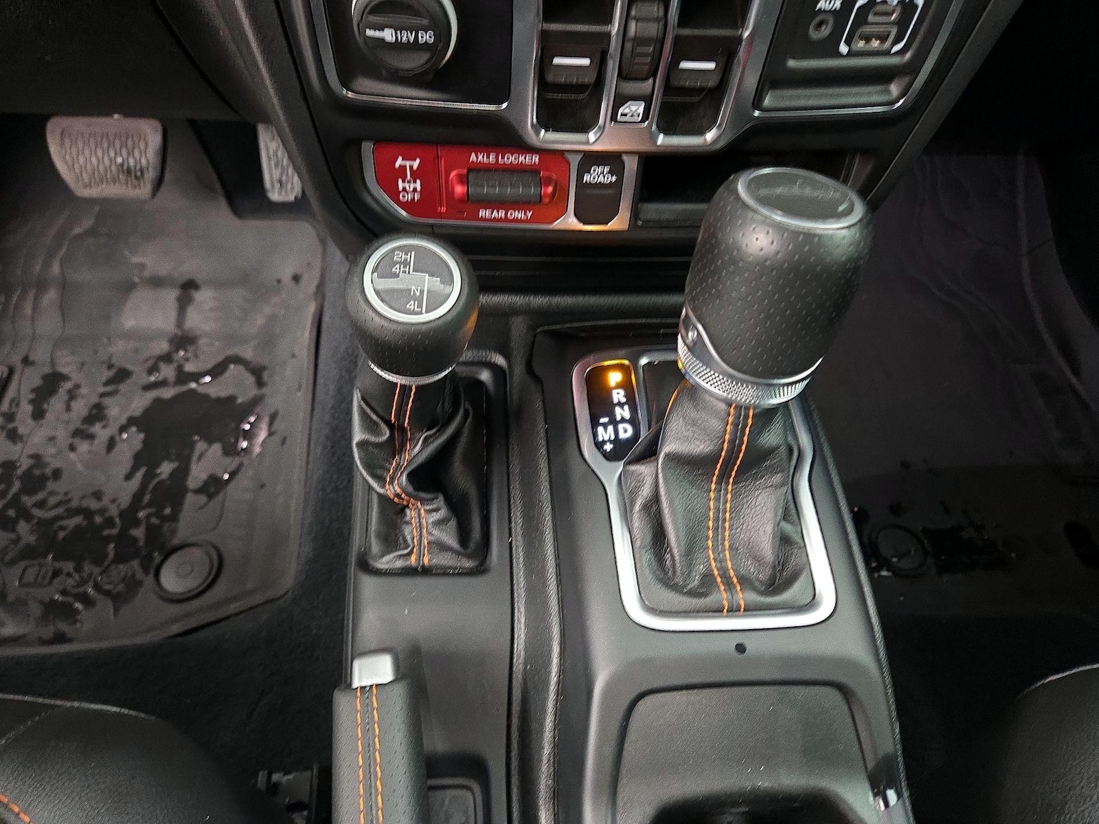 2022 Jeep Gladiator Mojave - Photo 19