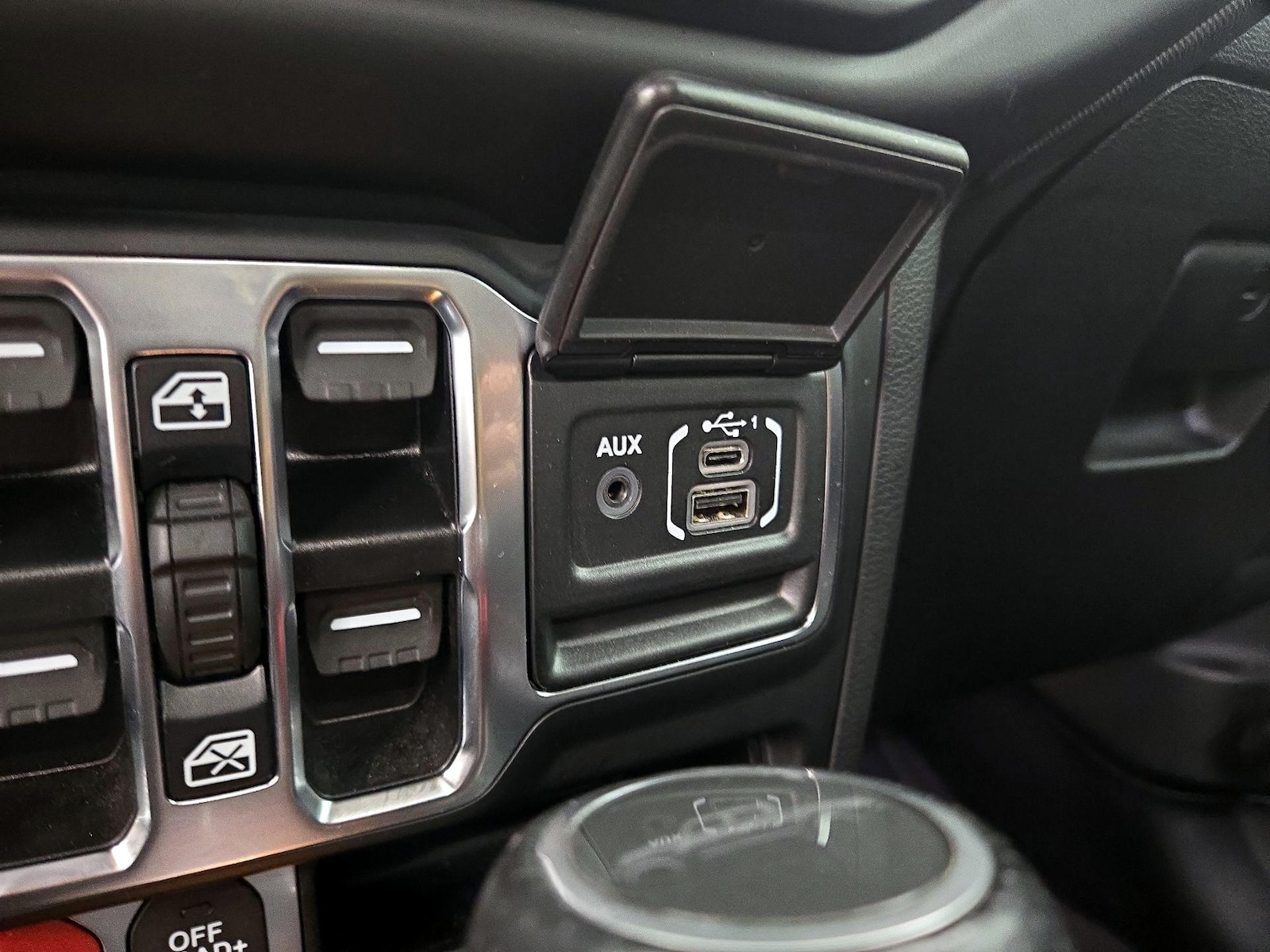 2022 Jeep Gladiator Mojave - Photo 20