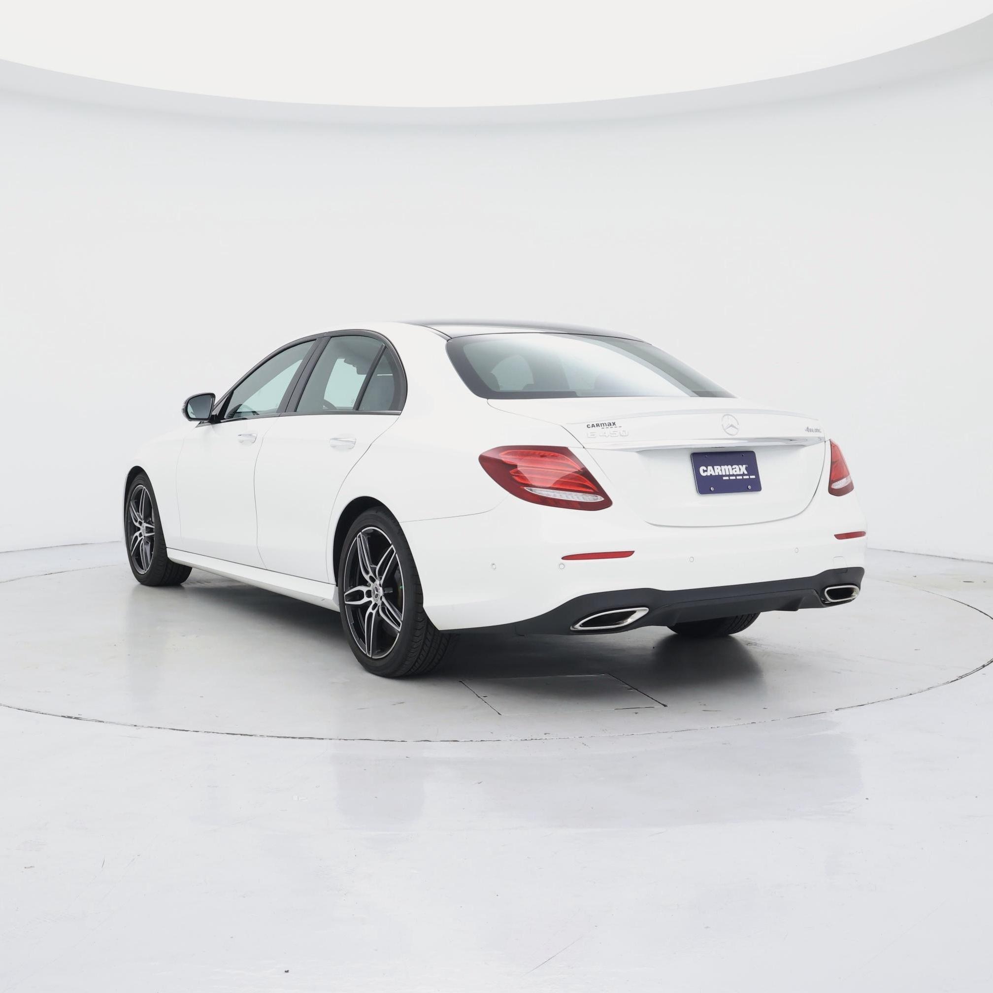 Thumbnail: 2020 Mercedes-Benz E-Class - 2