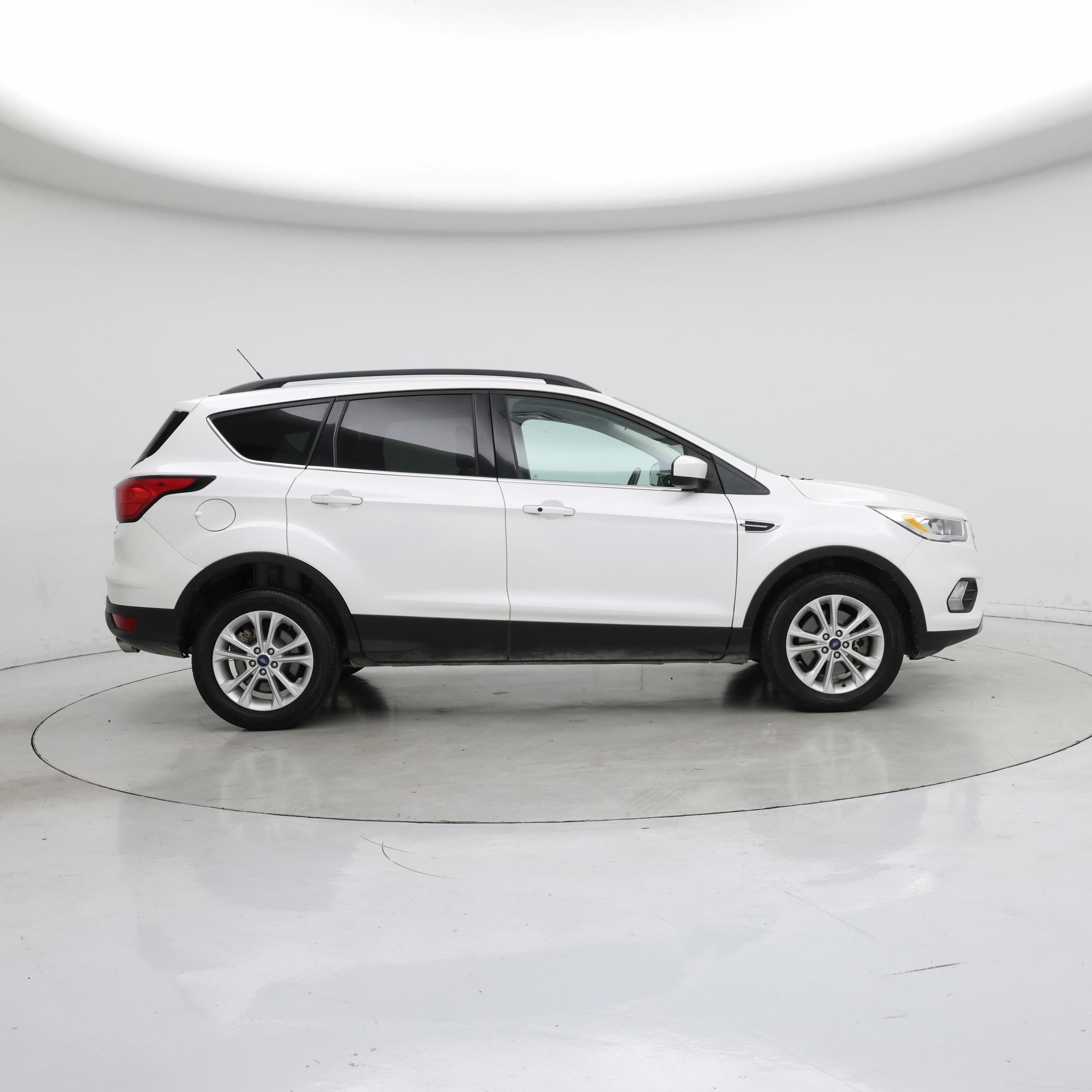 Thumbnail: 2019 Ford Escape - 7