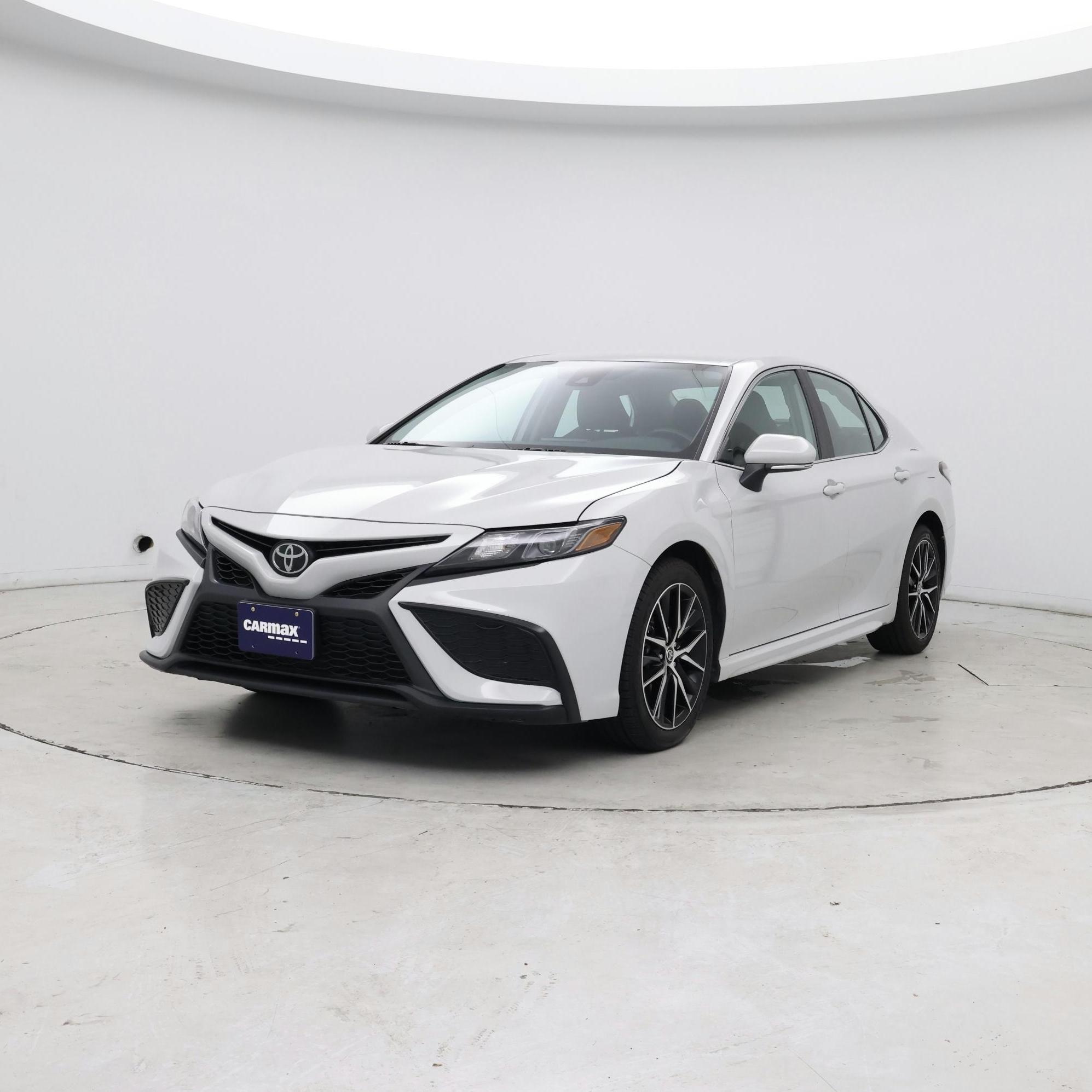 Thumbnail: 2024 Toyota Camry - 4