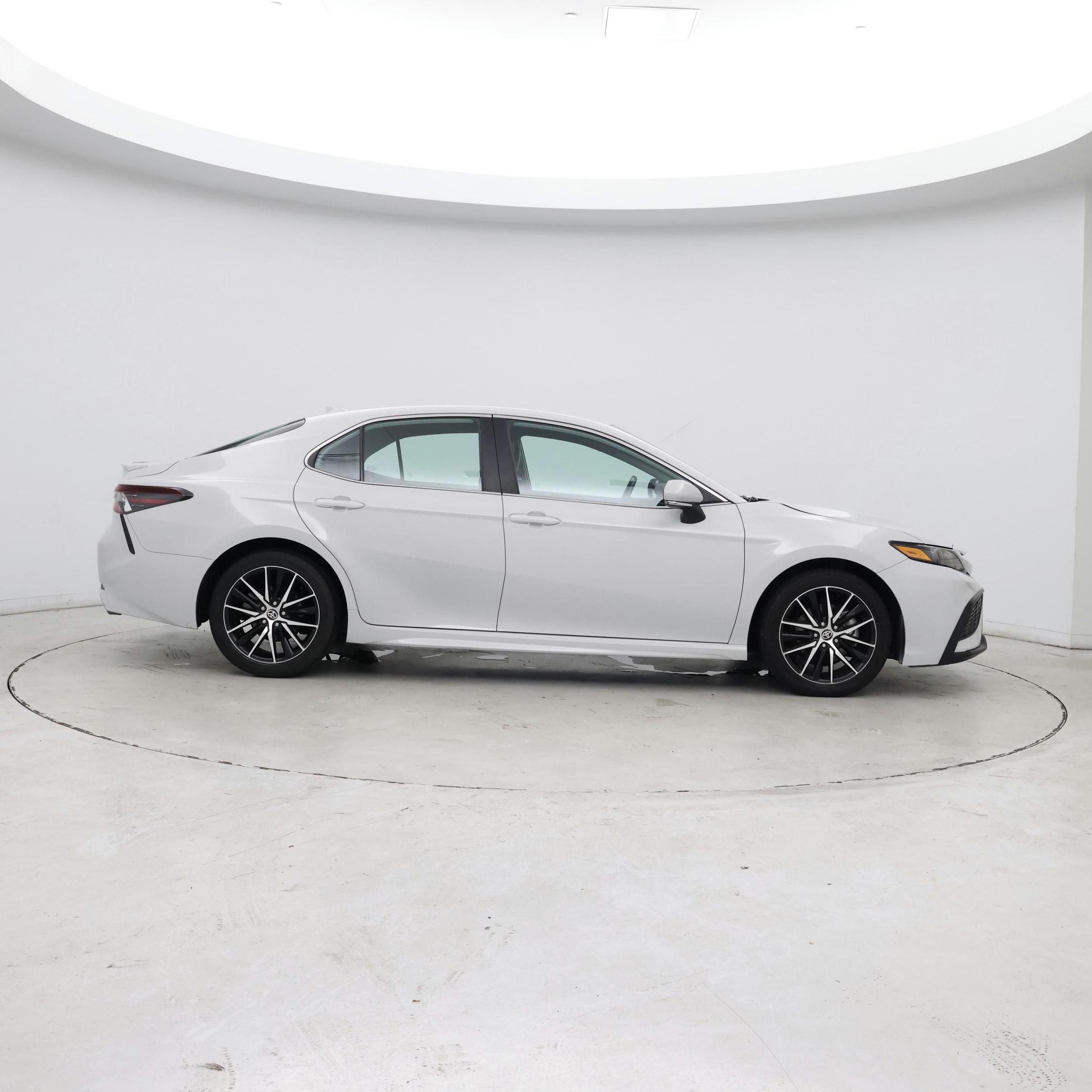 Thumbnail: 2024 Toyota Camry - 7