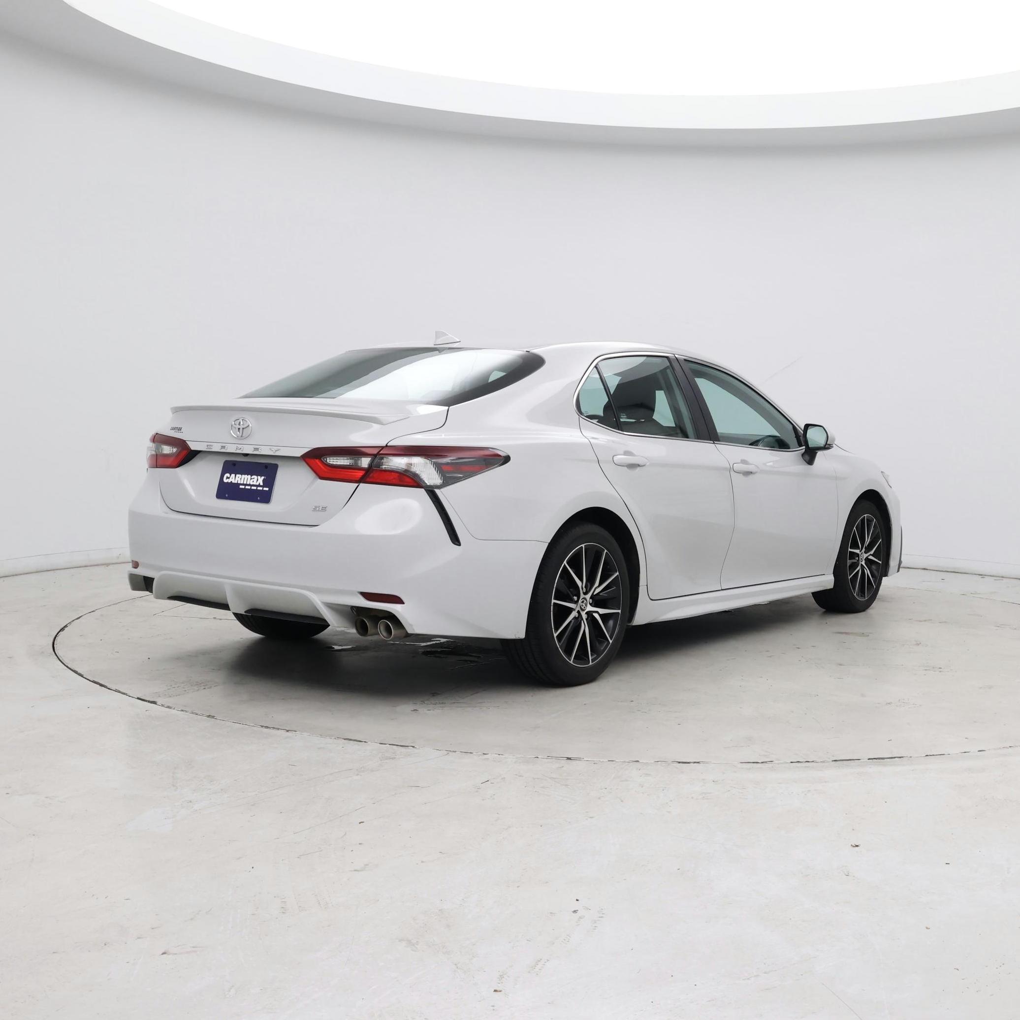Thumbnail: 2024 Toyota Camry - 8