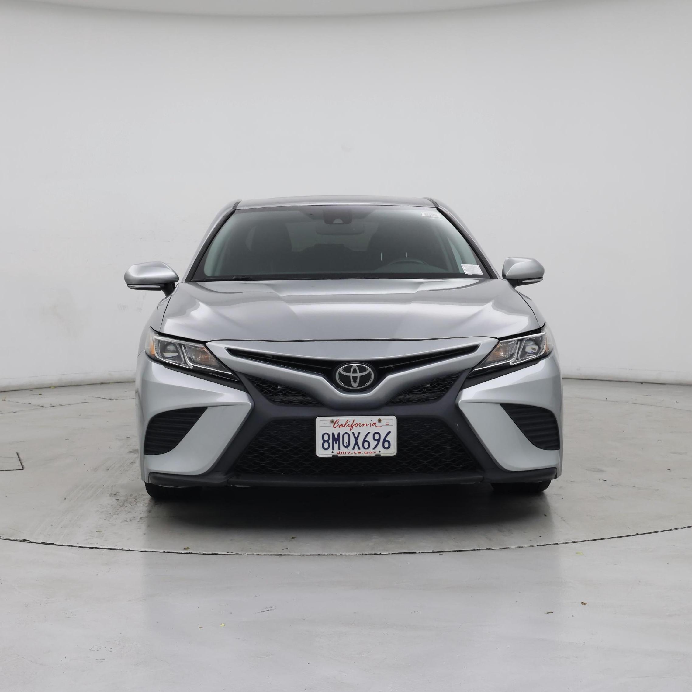 Thumbnail: 2019 Toyota Camry - 5