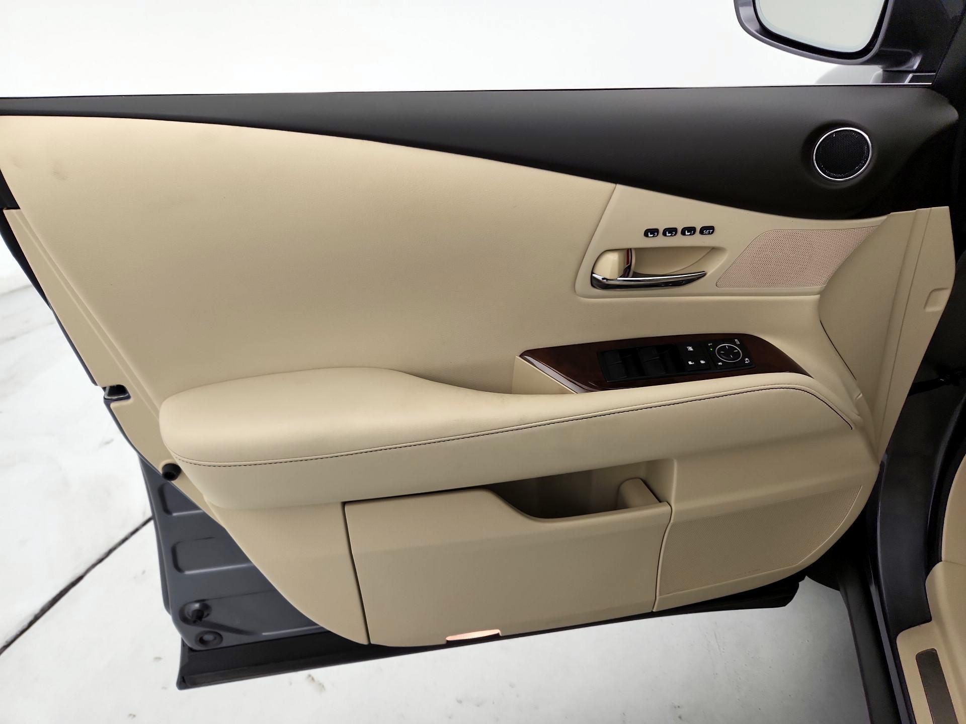 Thumbnail: 2015 Lexus RX - 12