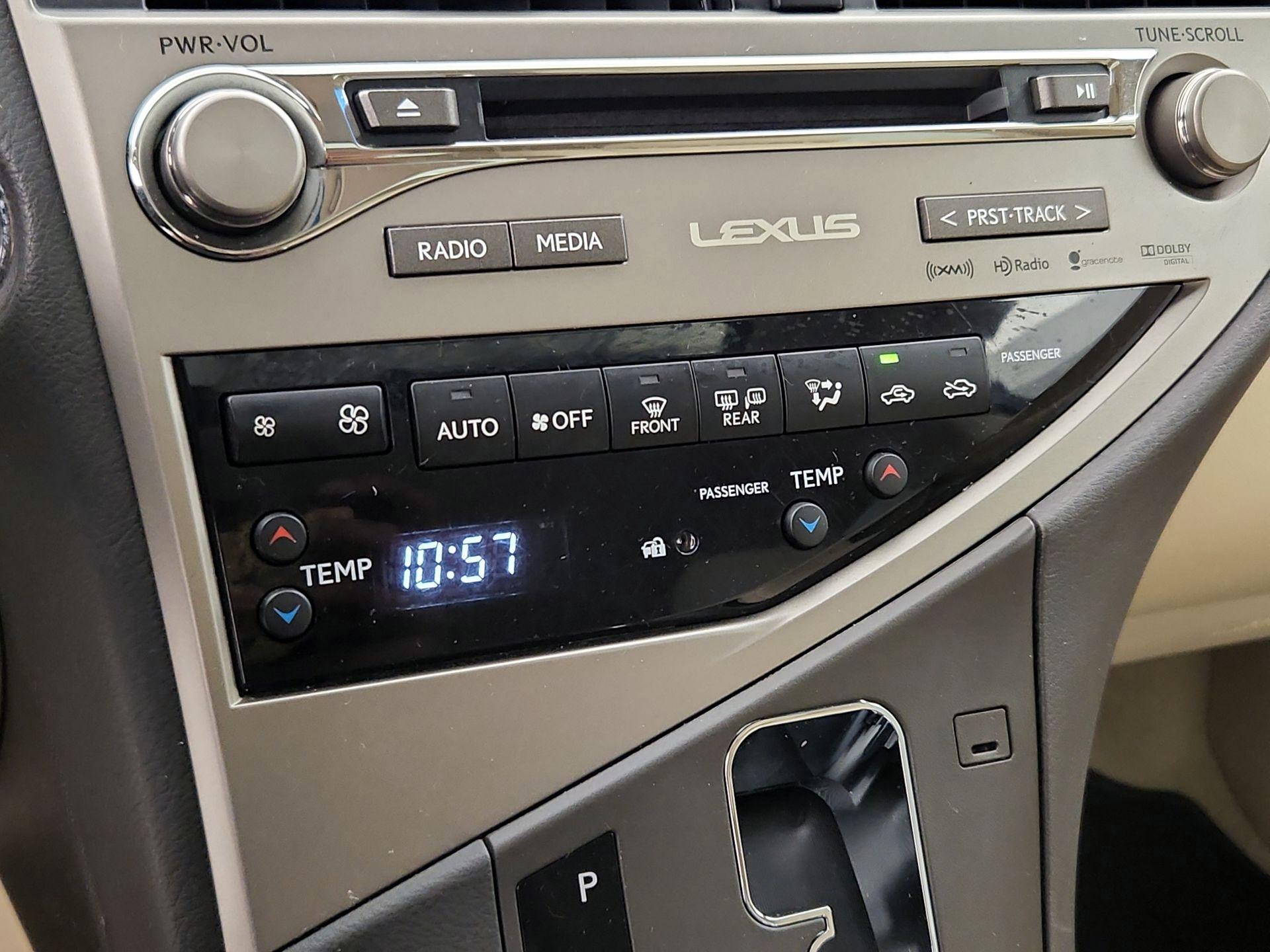 Thumbnail: 2015 Lexus RX - 16