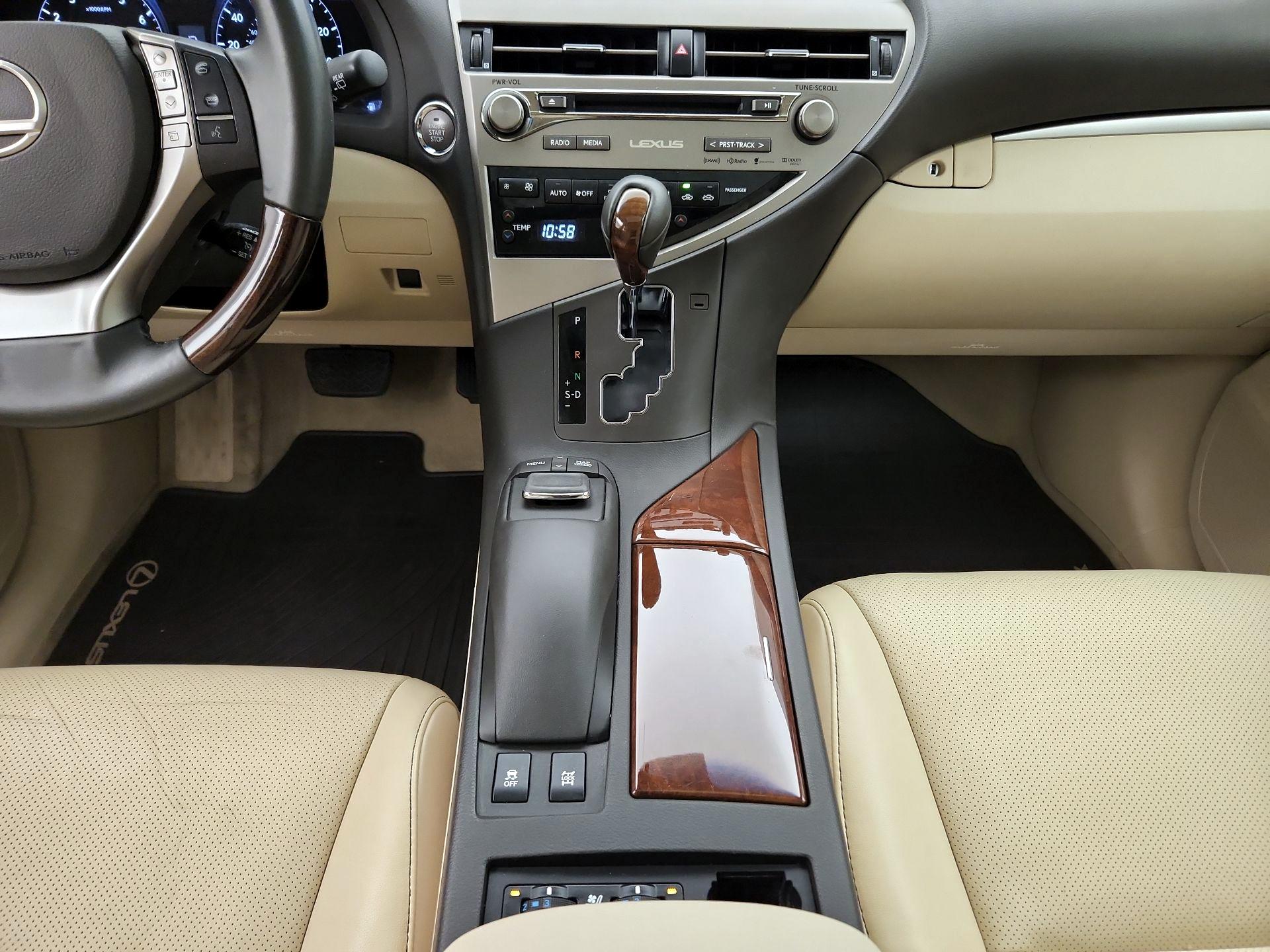 Thumbnail: 2015 Lexus RX - 17