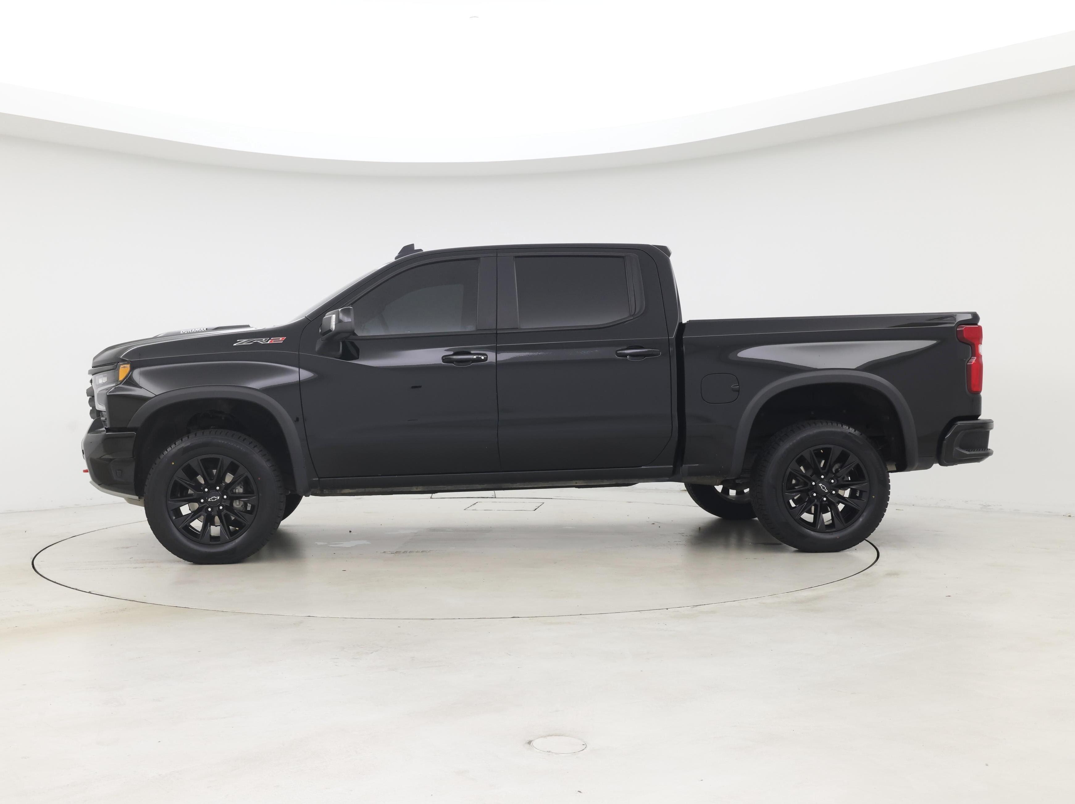 Thumbnail: 2025 Chevrolet Silverado 1500 - 3