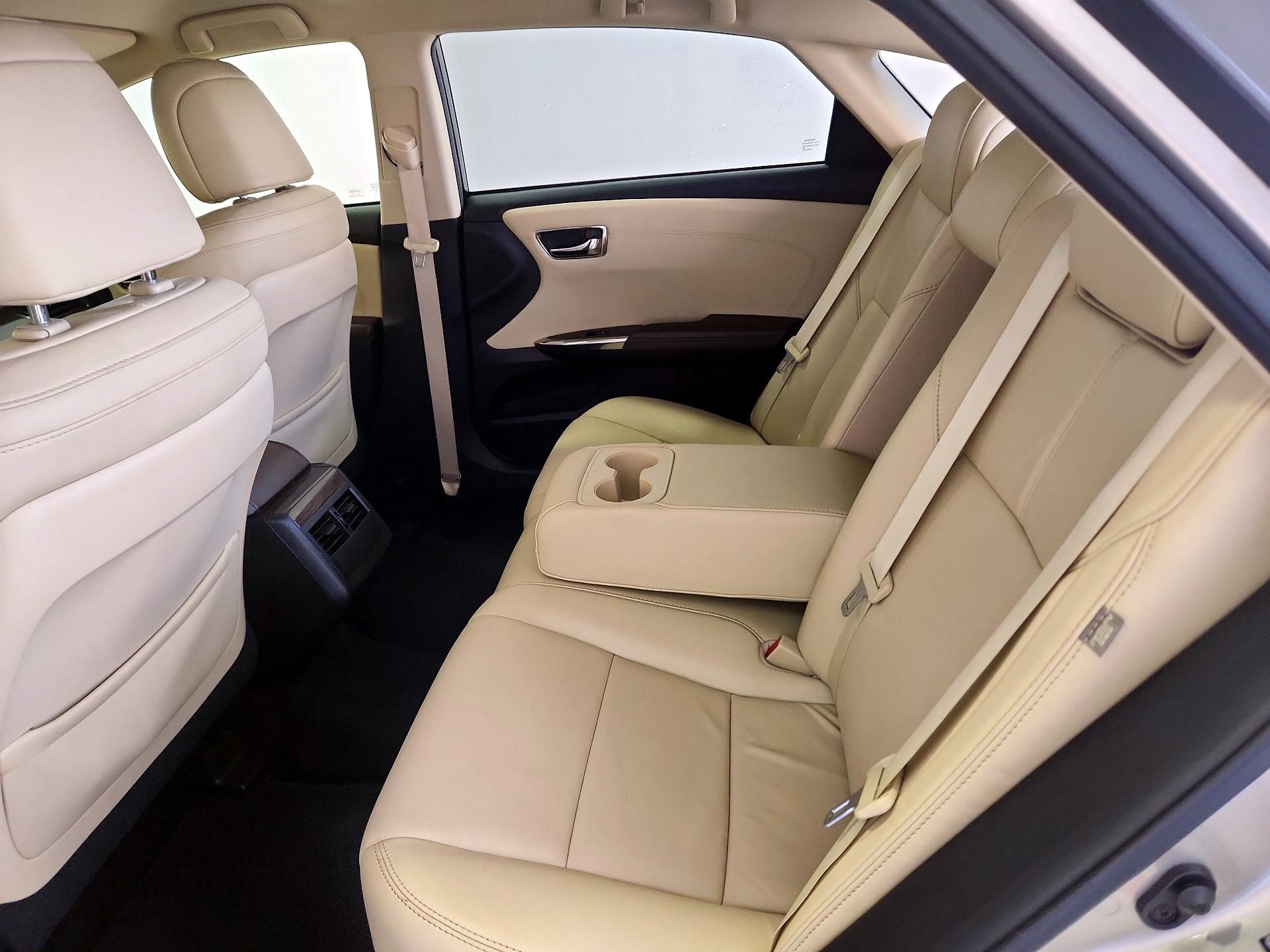 Thumbnail: 2015 Toyota Avalon - 19