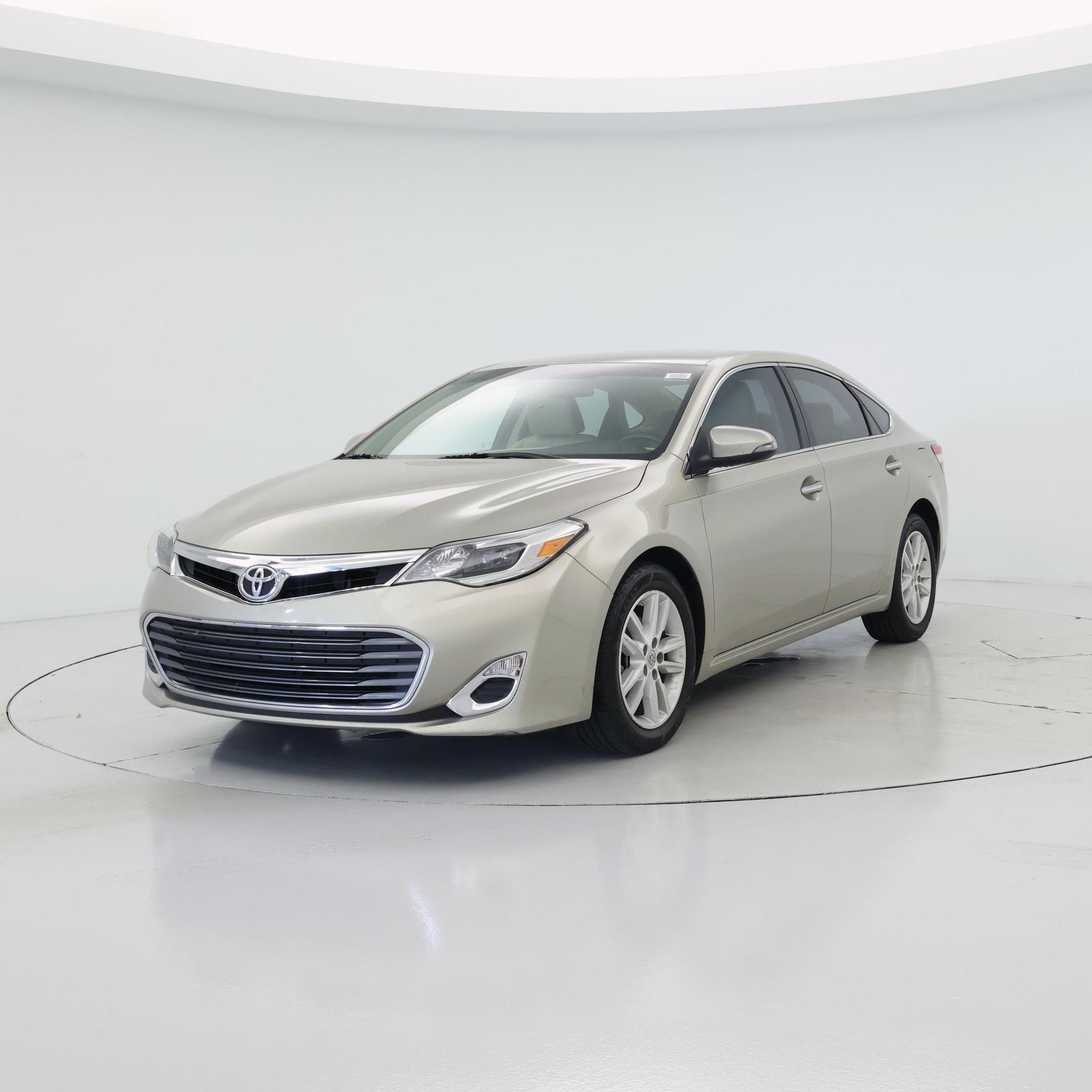 Thumbnail: 2015 Toyota Avalon - 4