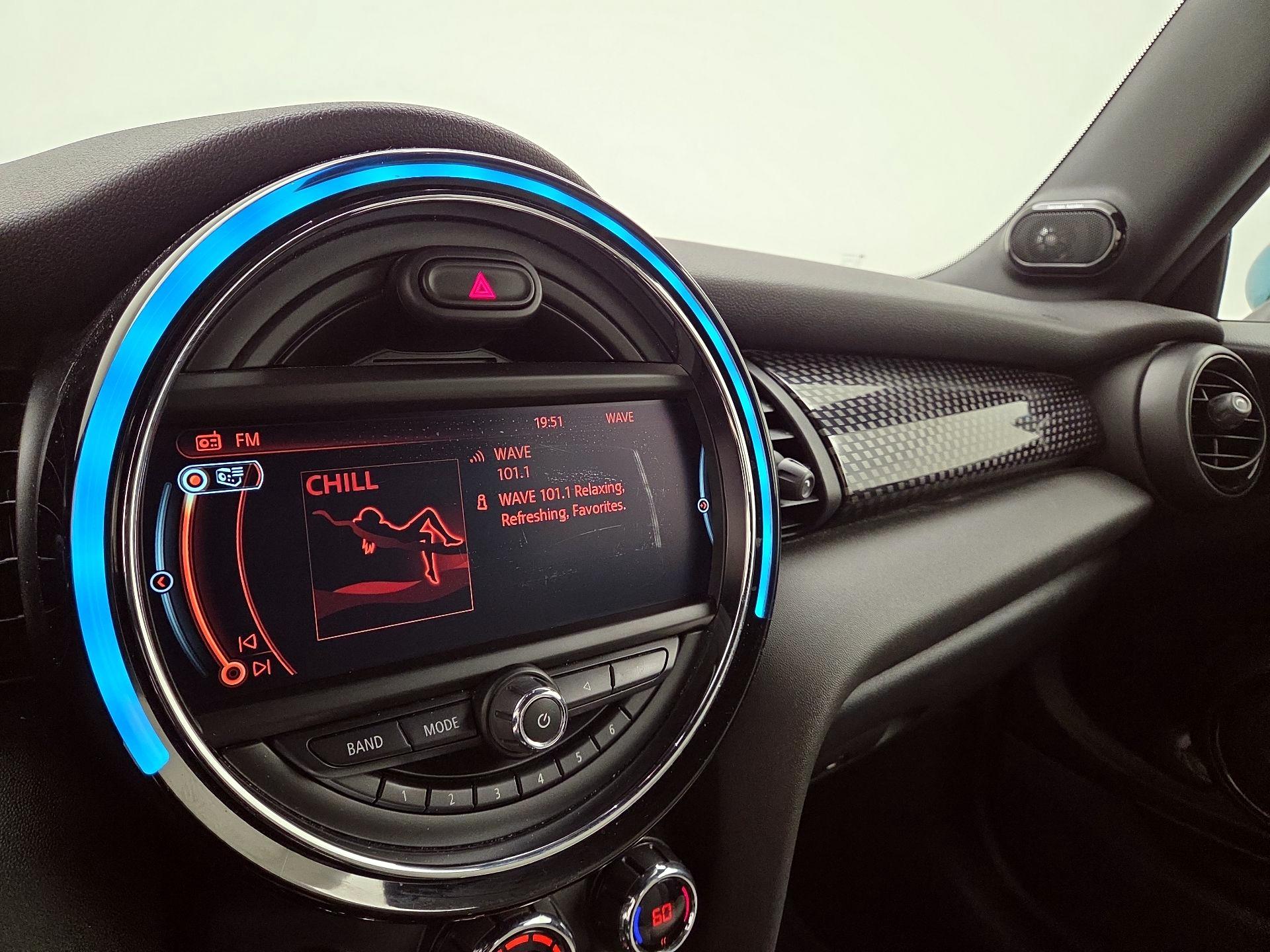 Thumbnail: 2018 MINI Cooper - 15