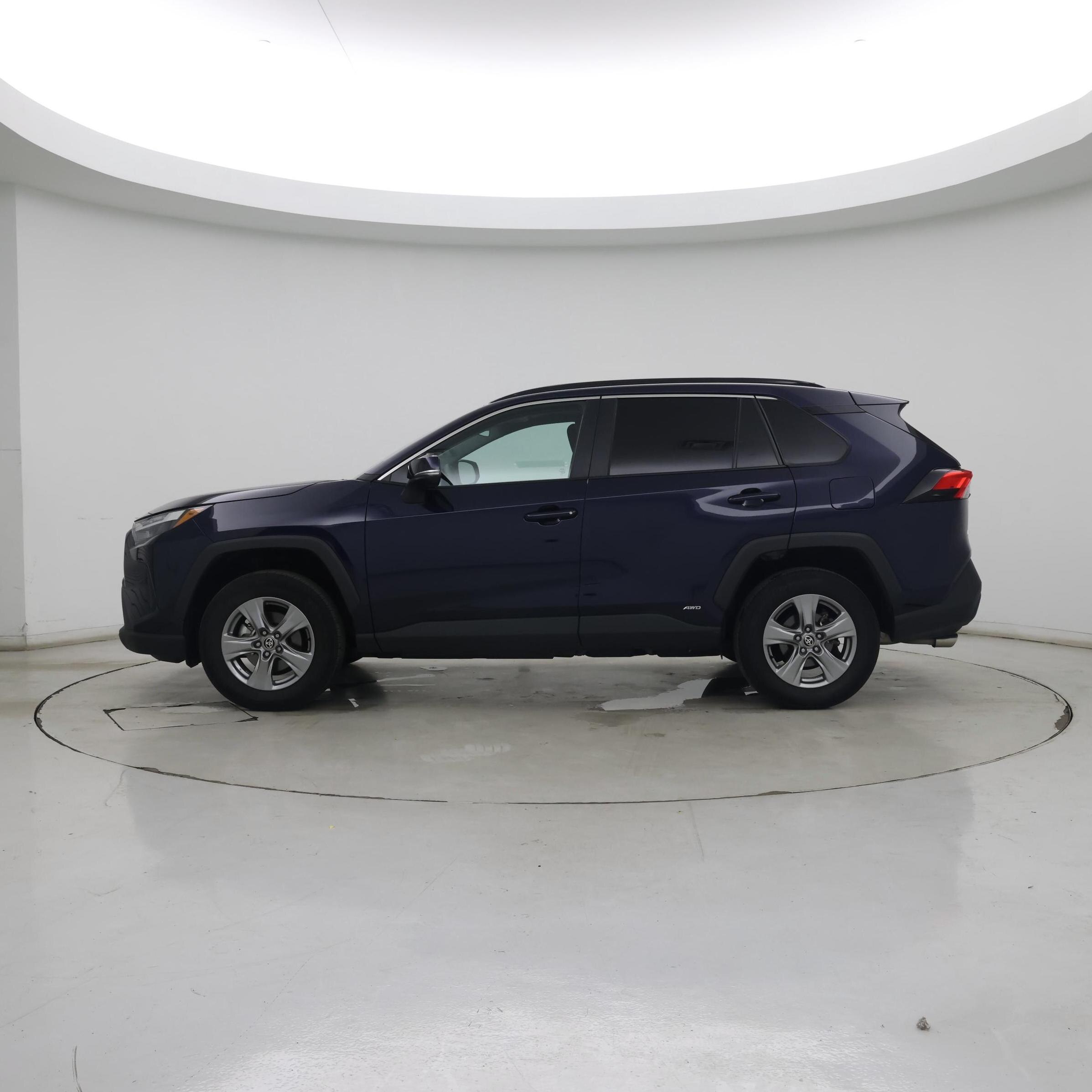 Thumbnail: 2025 Toyota RAV4 - 3