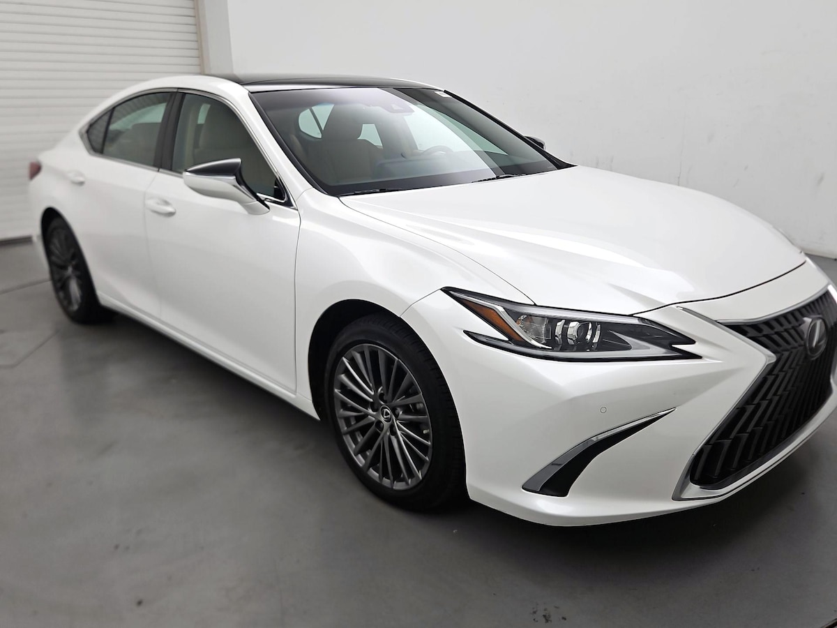 Featured vehicle