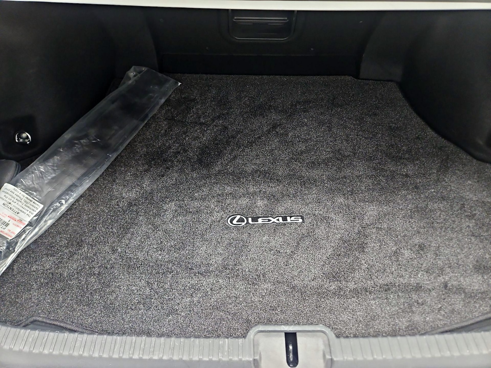 2023 Lexus ES 350 - Photo 21