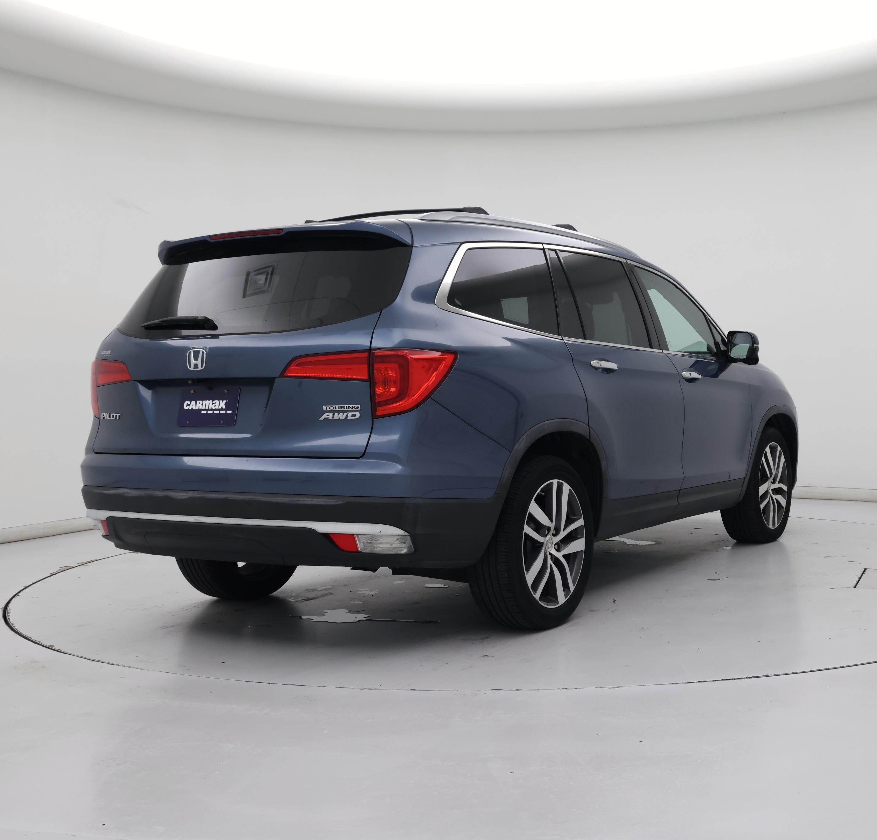 Thumbnail: 2016 Honda Pilot - 8