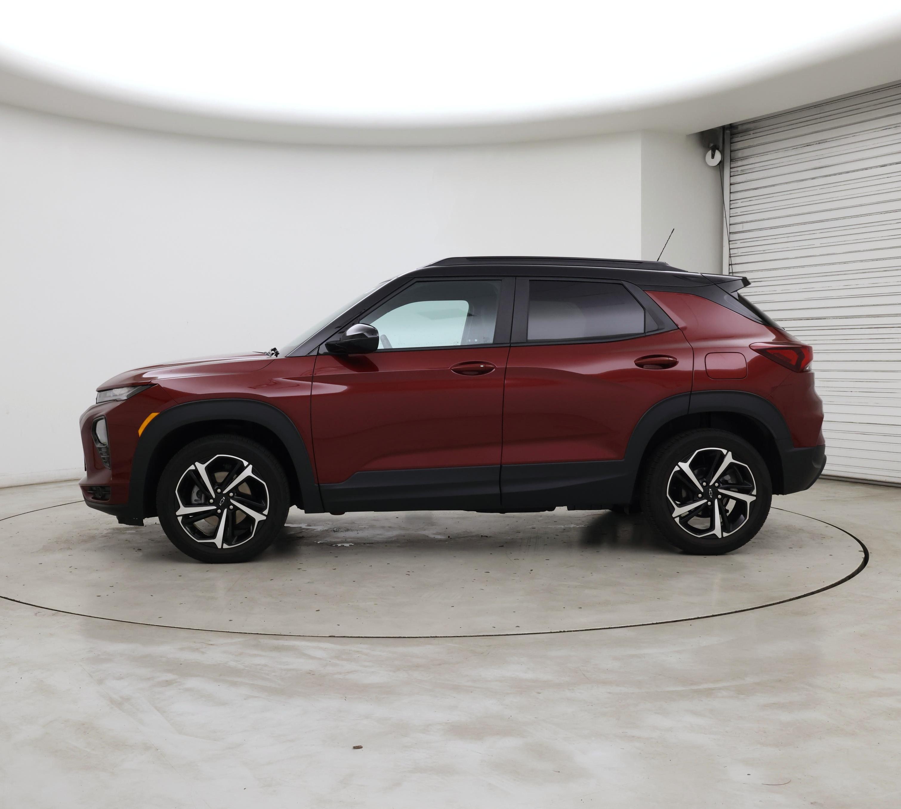 Thumbnail: 2023 Chevrolet TrailBlazer - 3