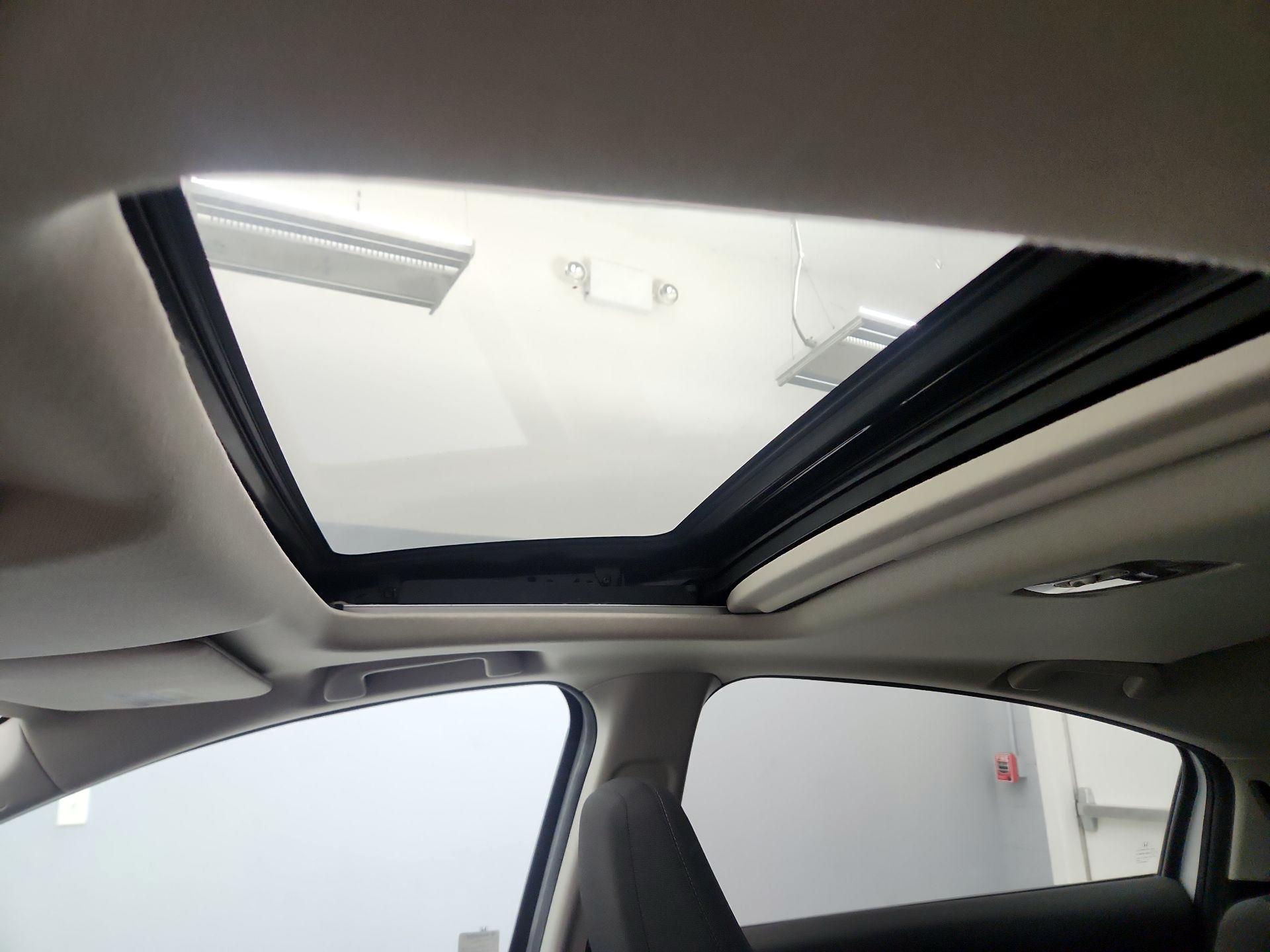 Thumbnail: 2019 Honda HR-V - 19