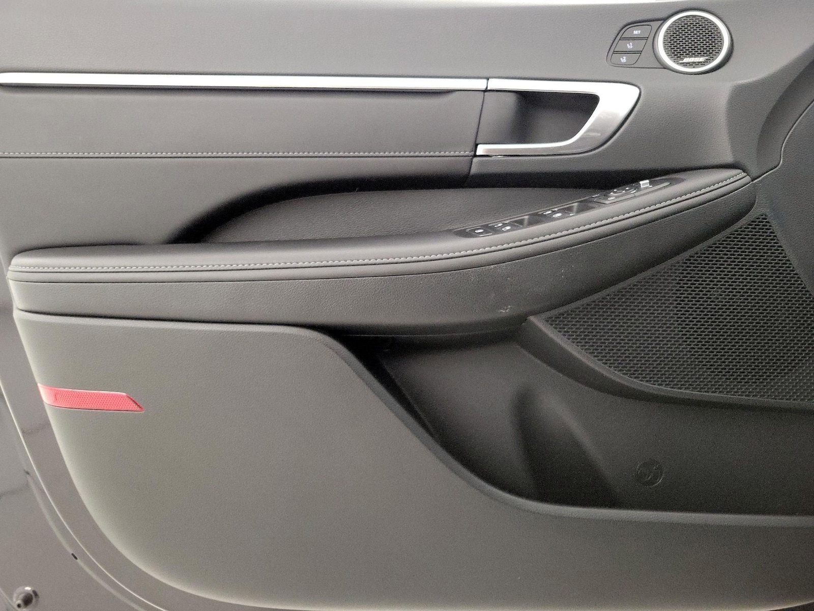 2023 Hyundai Sonata Hybrid Limited - Photo 13