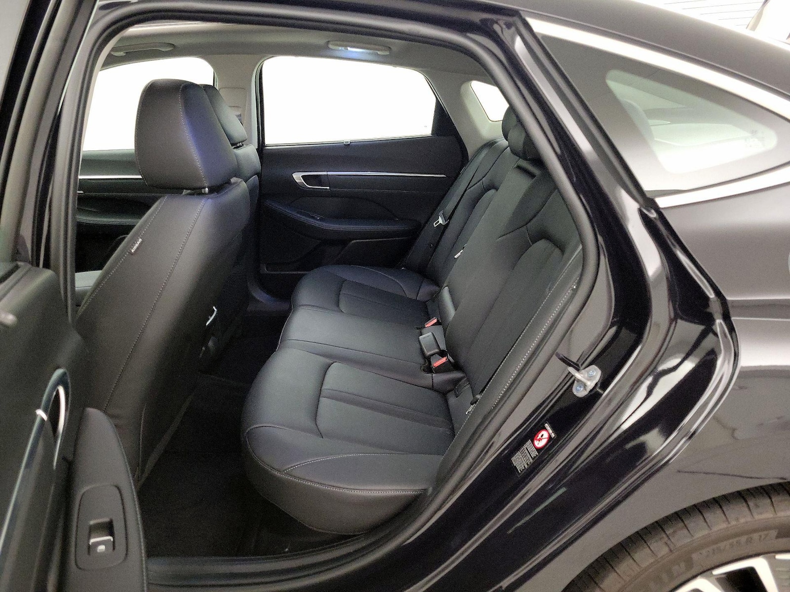 2023 Hyundai Sonata Hybrid Limited - Photo 21