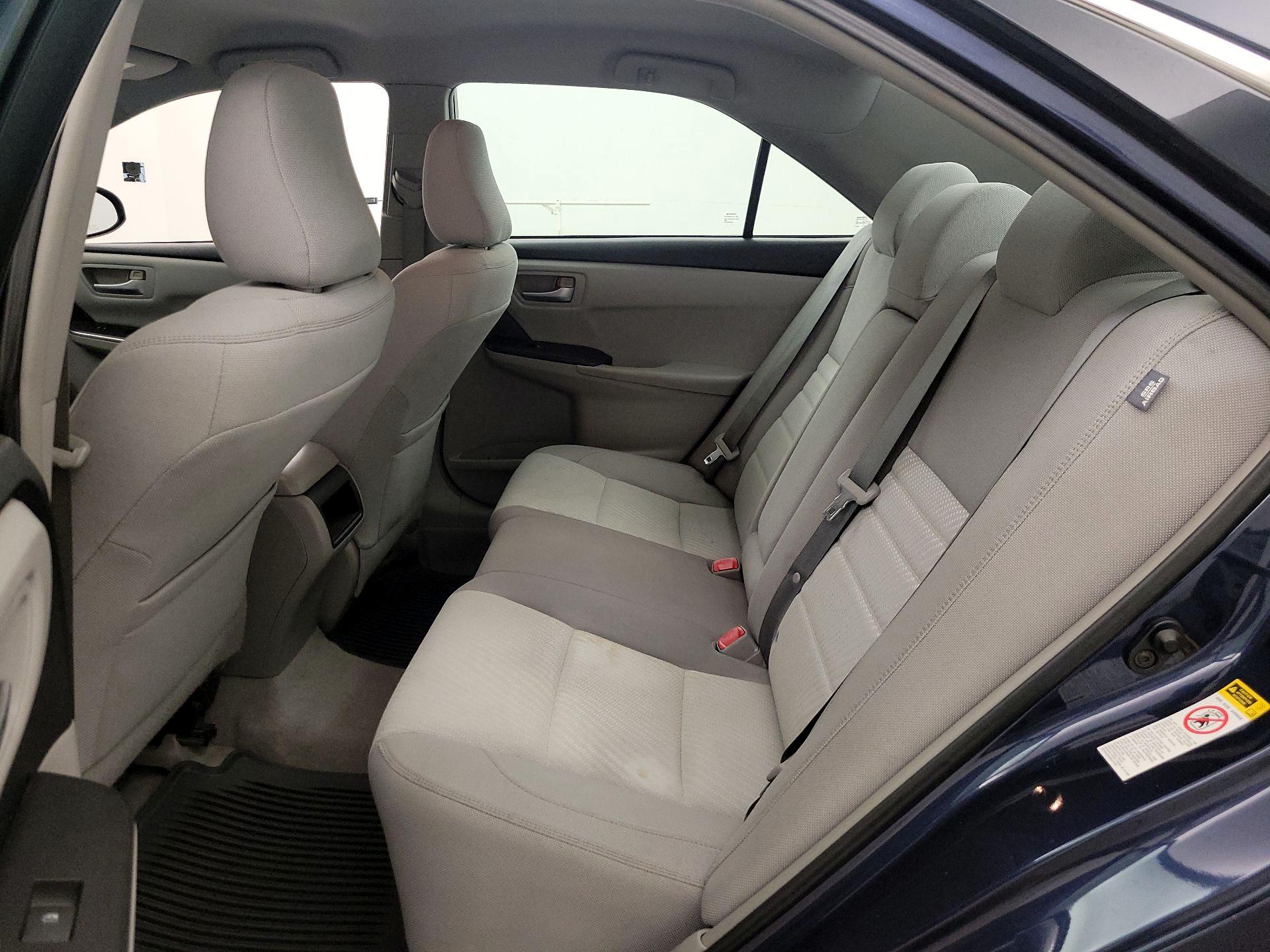 Thumbnail: 2015 Toyota Camry - 19