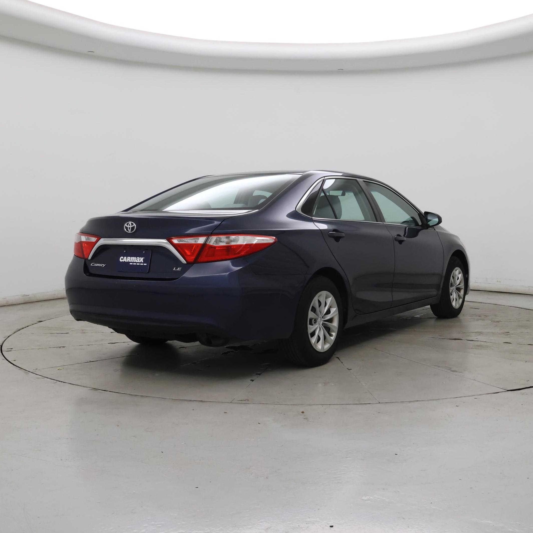 Thumbnail: 2015 Toyota Camry - 8