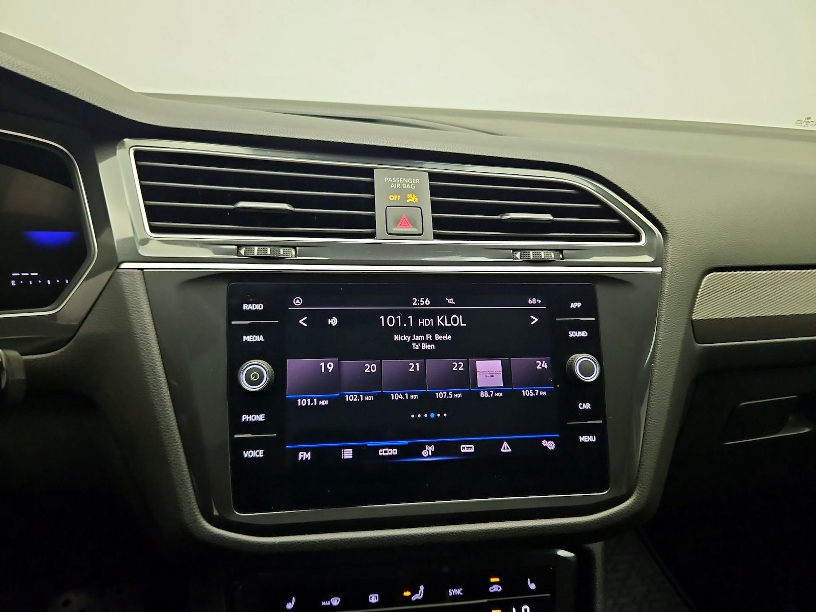 2024 Volkswagen Tiguan SE - Photo 15