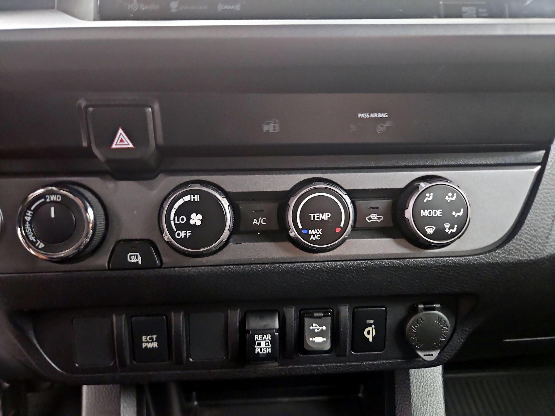 Thumbnail: 2019 Toyota Tacoma - 14