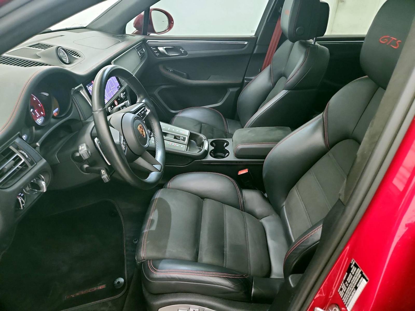 2022 Porsche Macan GTS - Photo 12