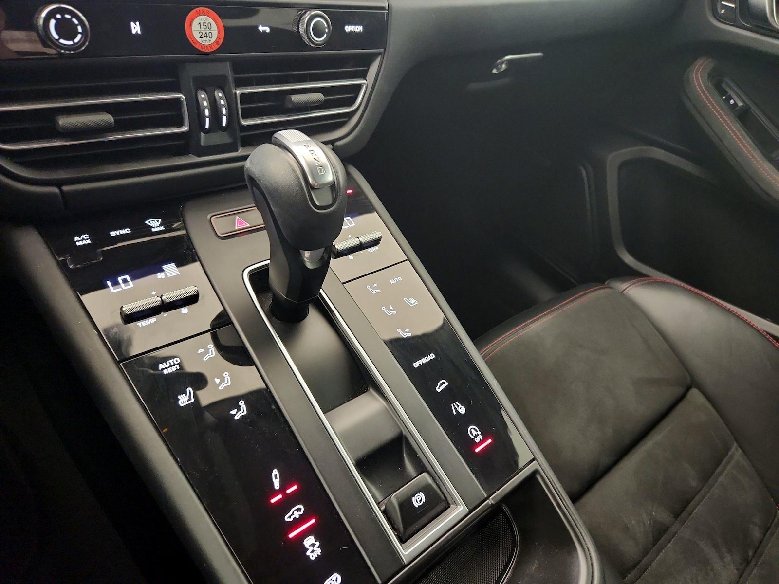 2022 Porsche Macan GTS - Photo 18