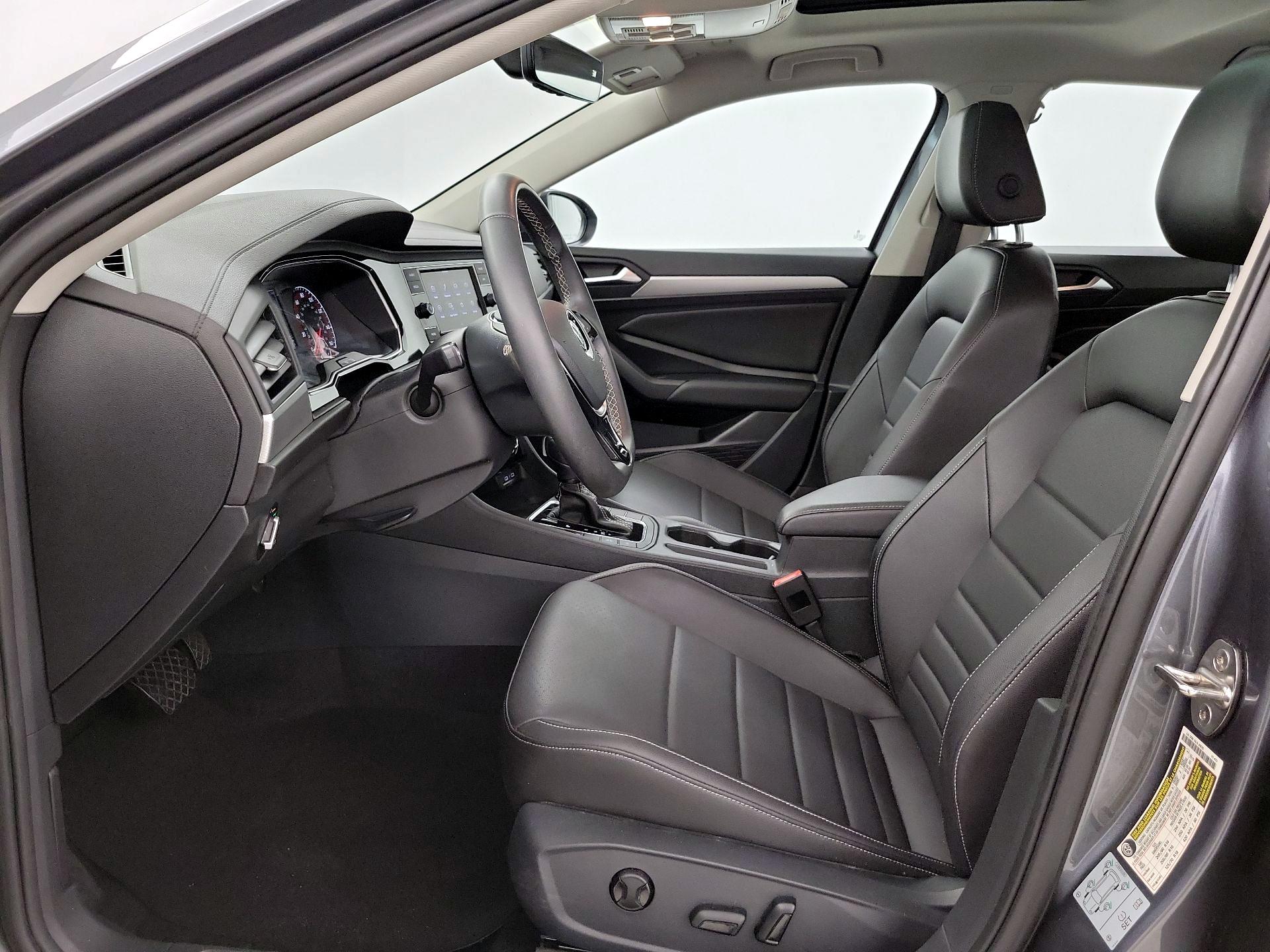 Thumbnail: 2021 Volkswagen Jetta - 11