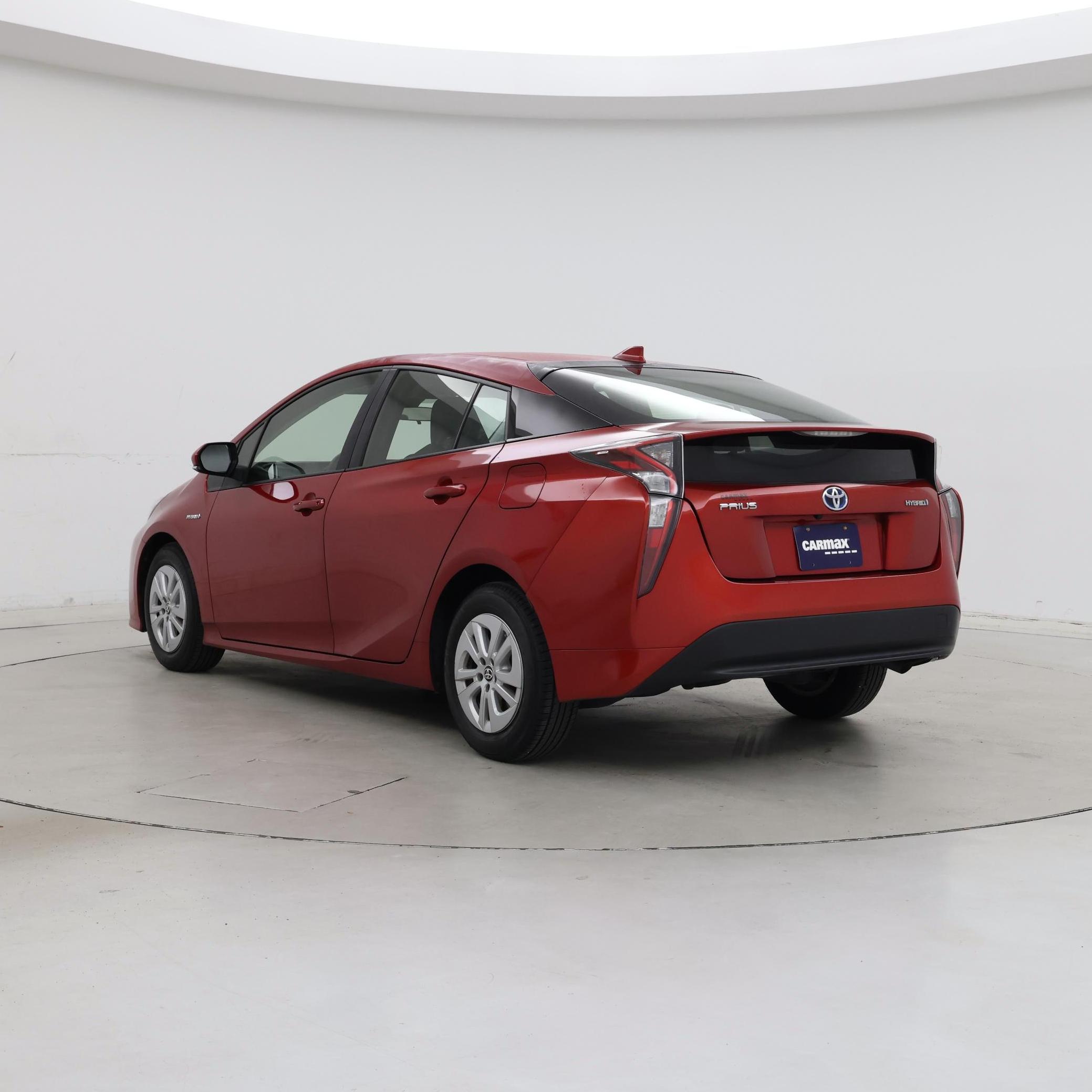 Thumbnail: 2018 Toyota Prius - 2
