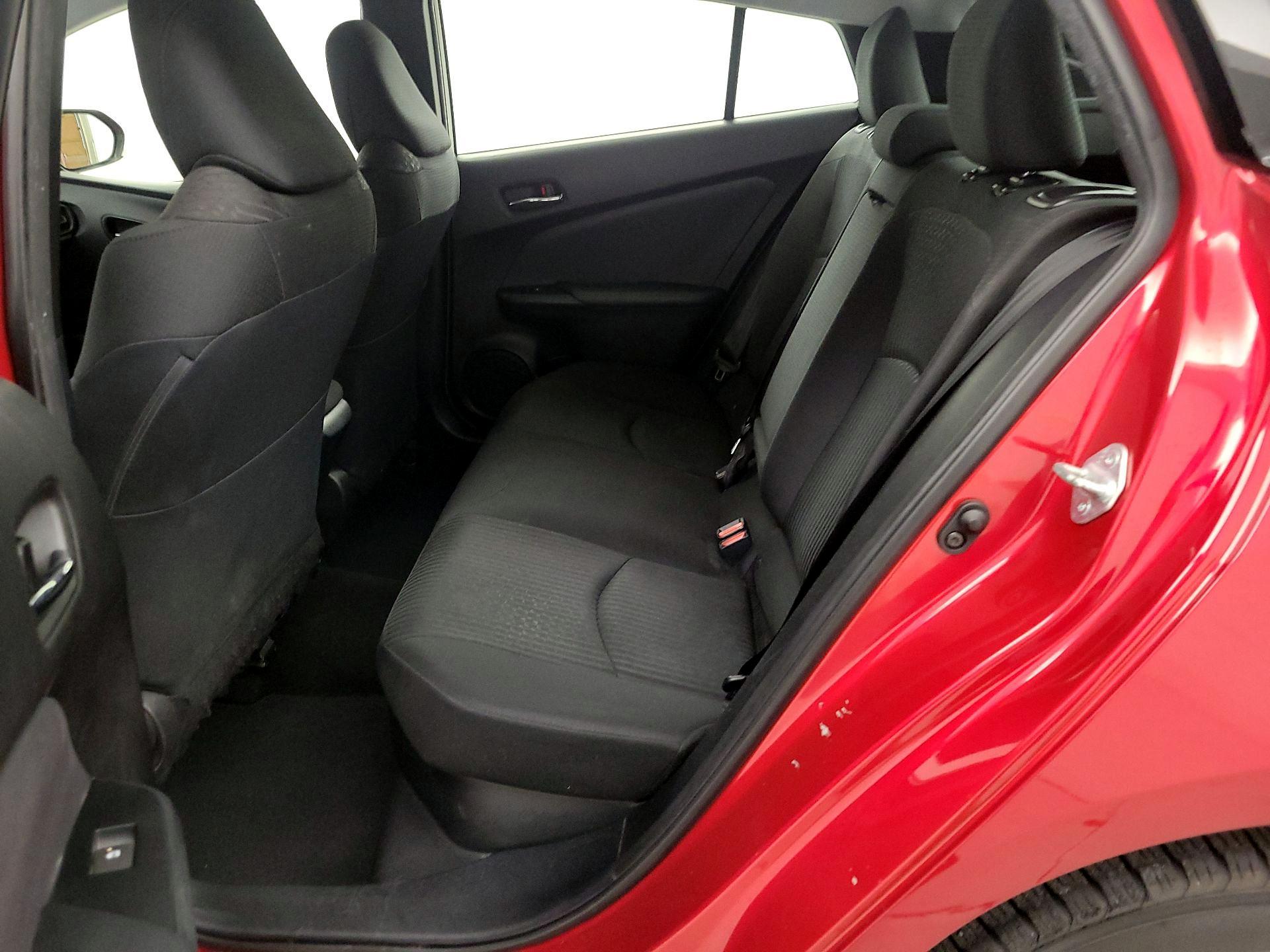 Thumbnail: 2018 Toyota Prius - 19