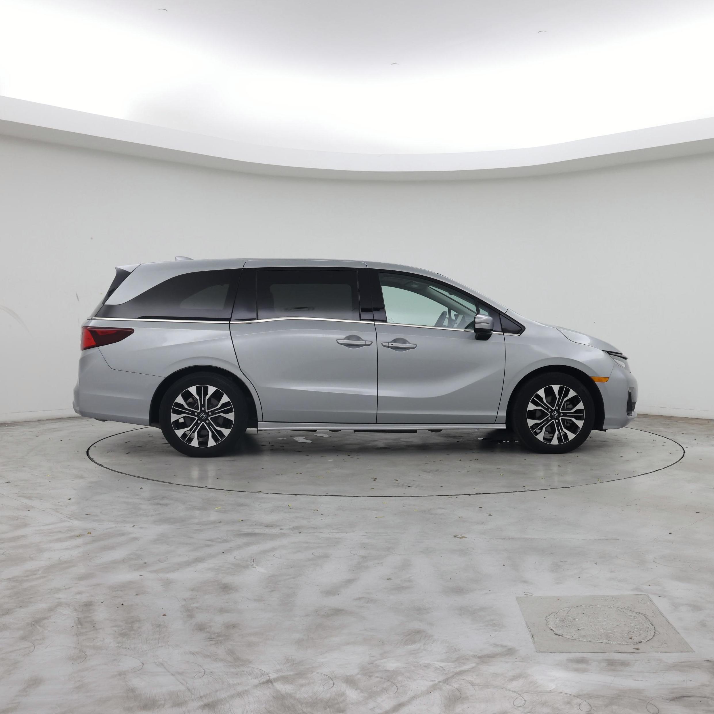 Thumbnail: 2025 Honda Odyssey - 7