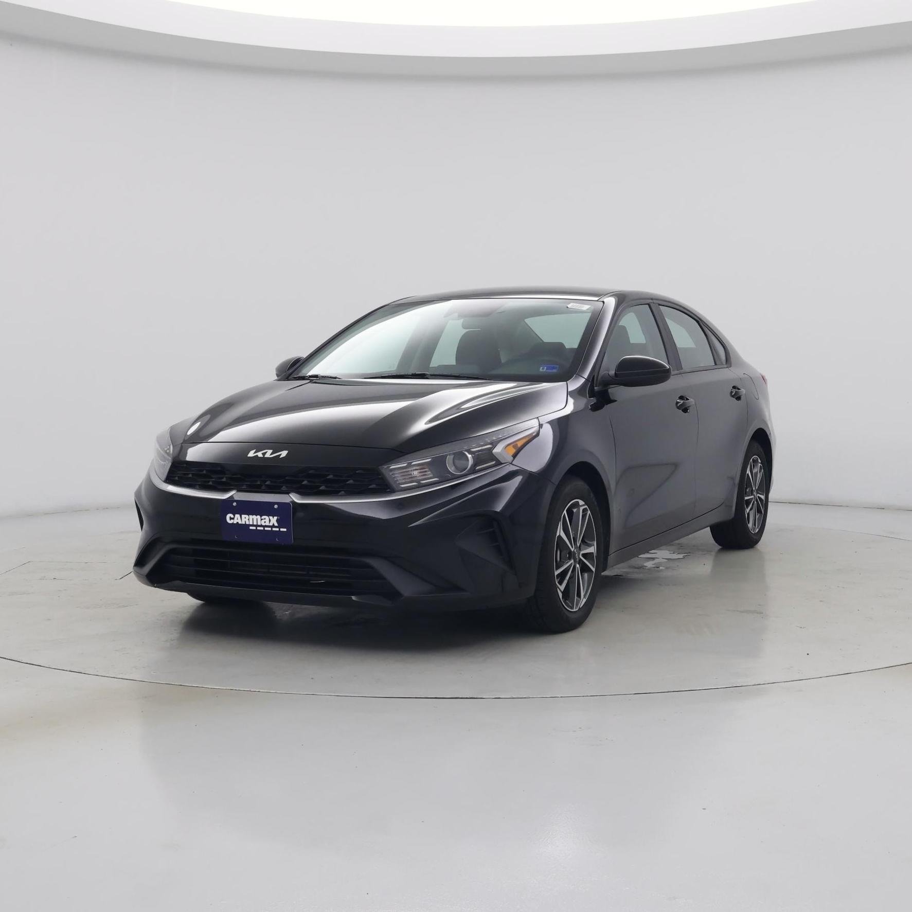 Thumbnail: 2022 Kia Forte - 4