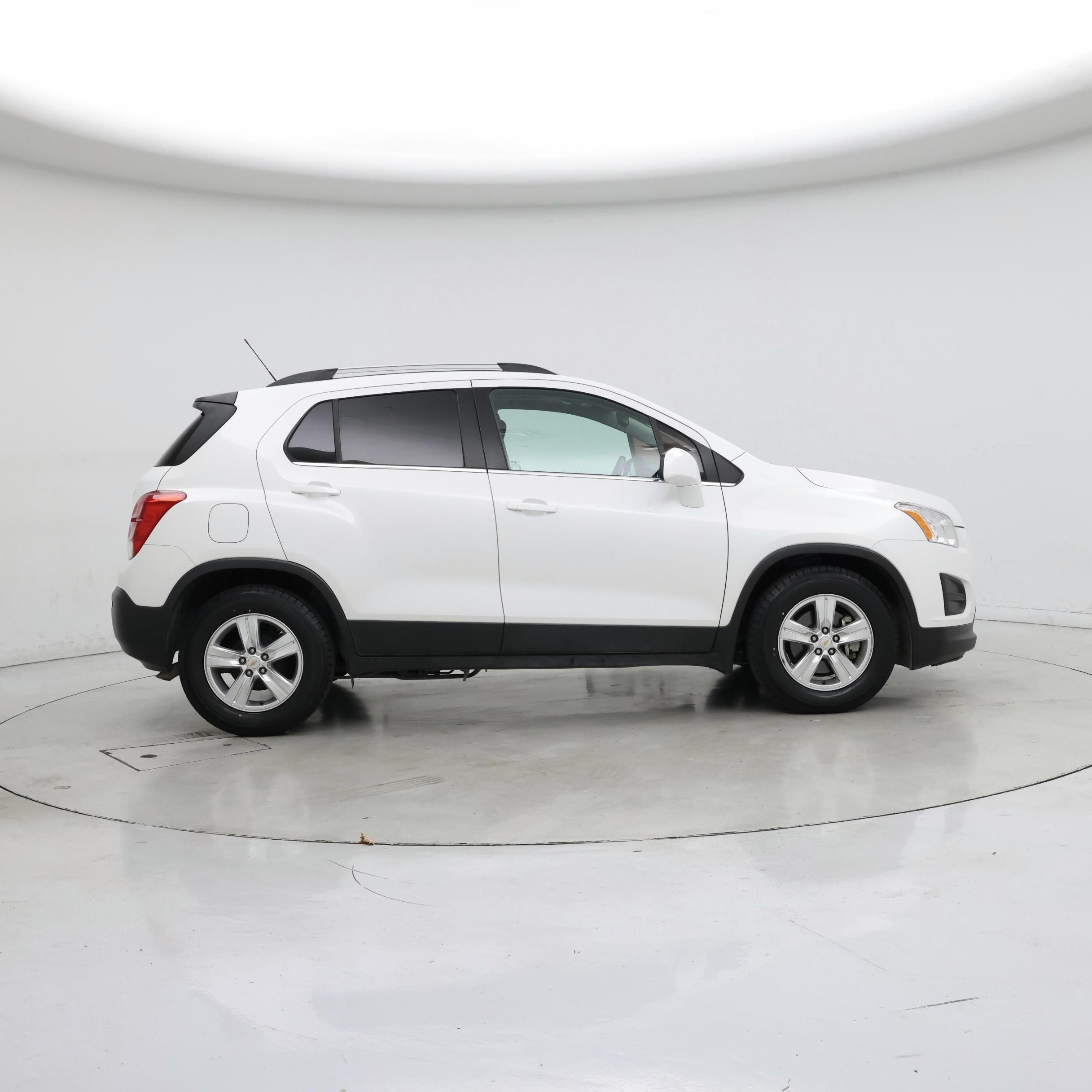 Thumbnail: 2015 Chevrolet Trax - 7