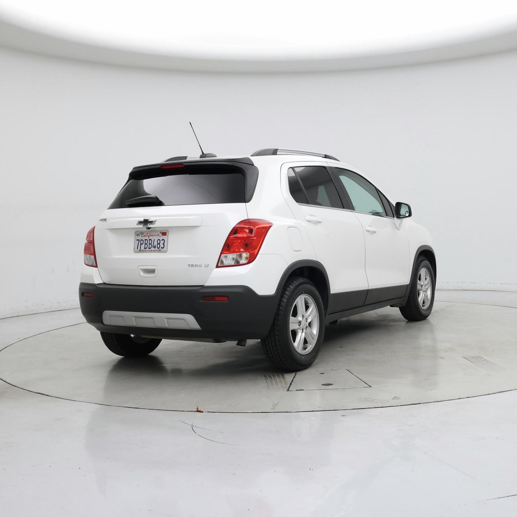 Thumbnail: 2015 Chevrolet Trax - 8