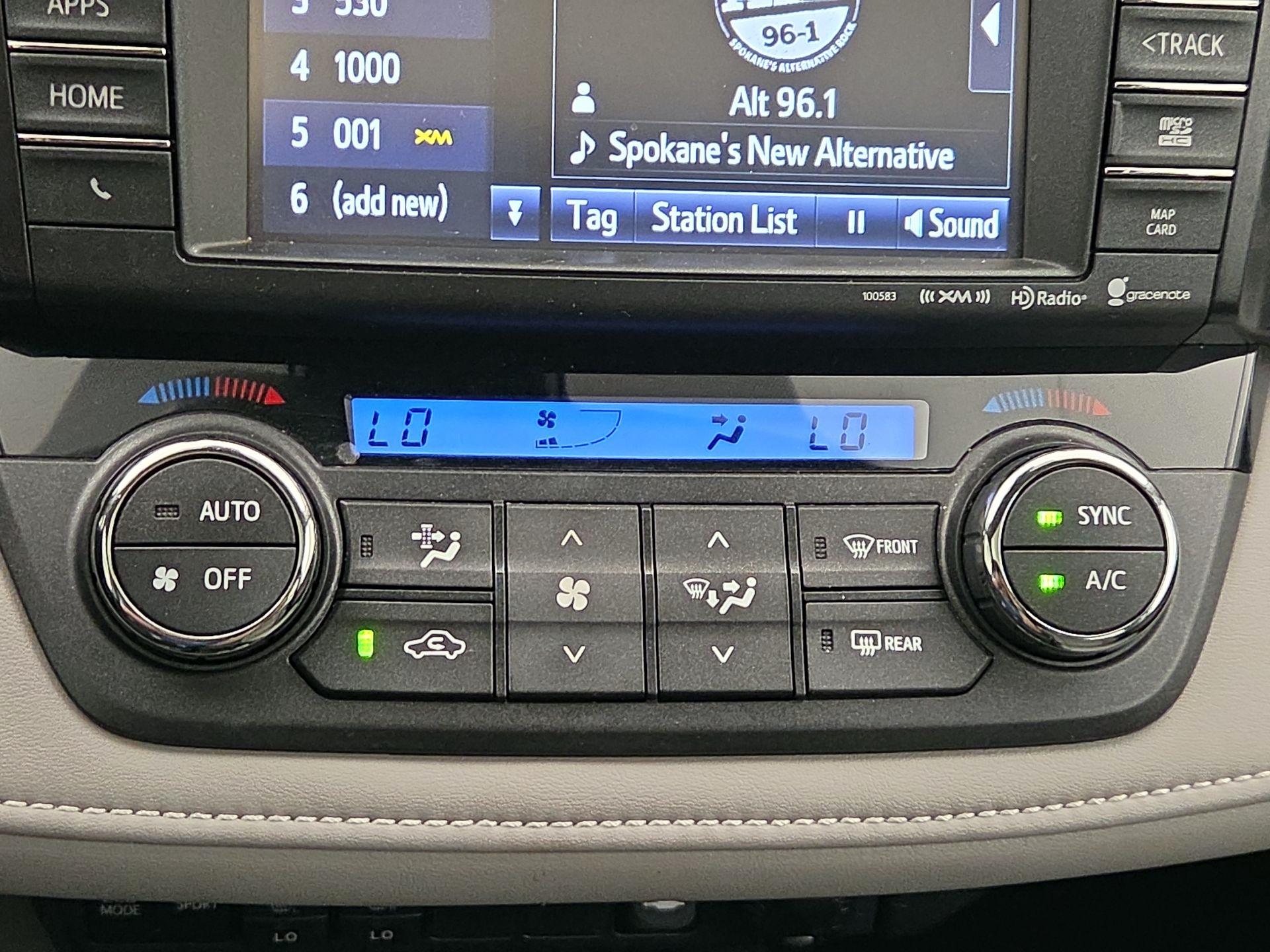 Thumbnail: 2016 Toyota RAV4 - 17