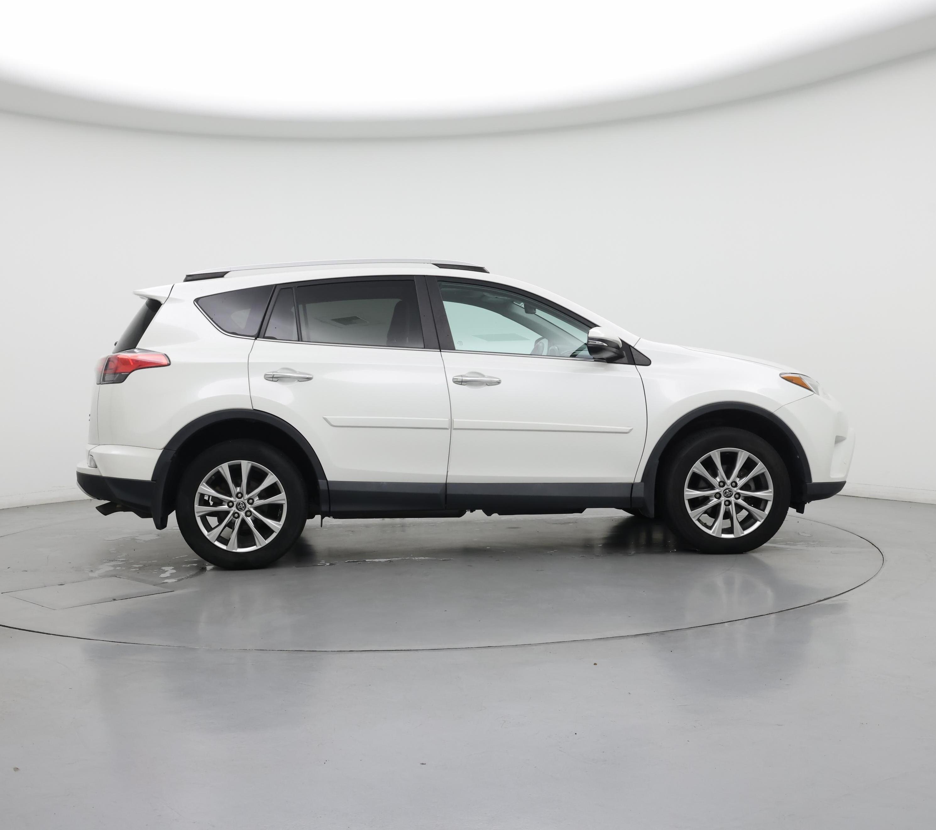Thumbnail: 2016 Toyota RAV4 - 7