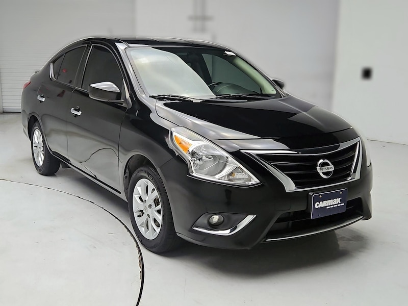 2018 Nissan Versa SV