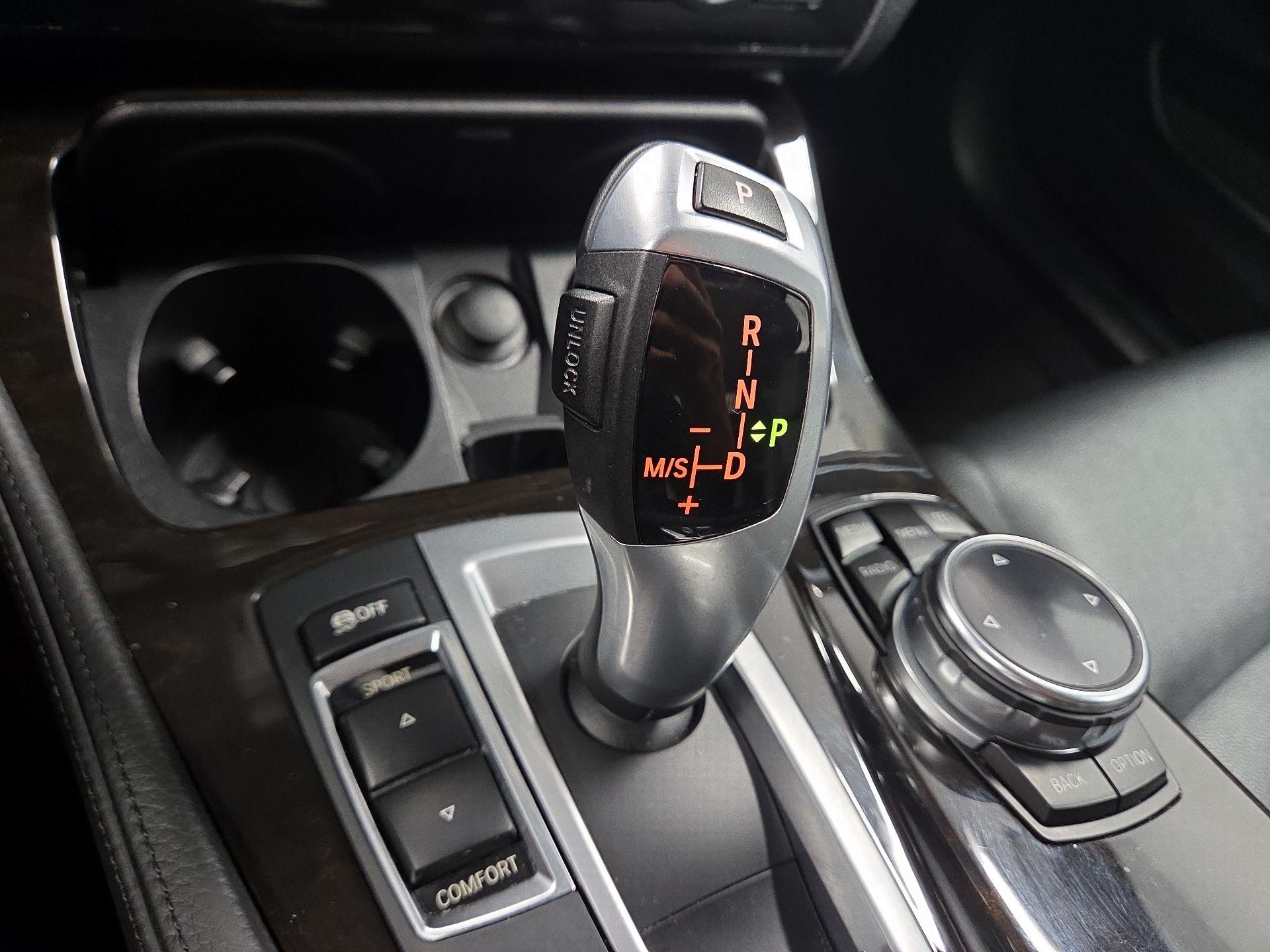 Thumbnail: 2014 BMW 5 Series - 16
