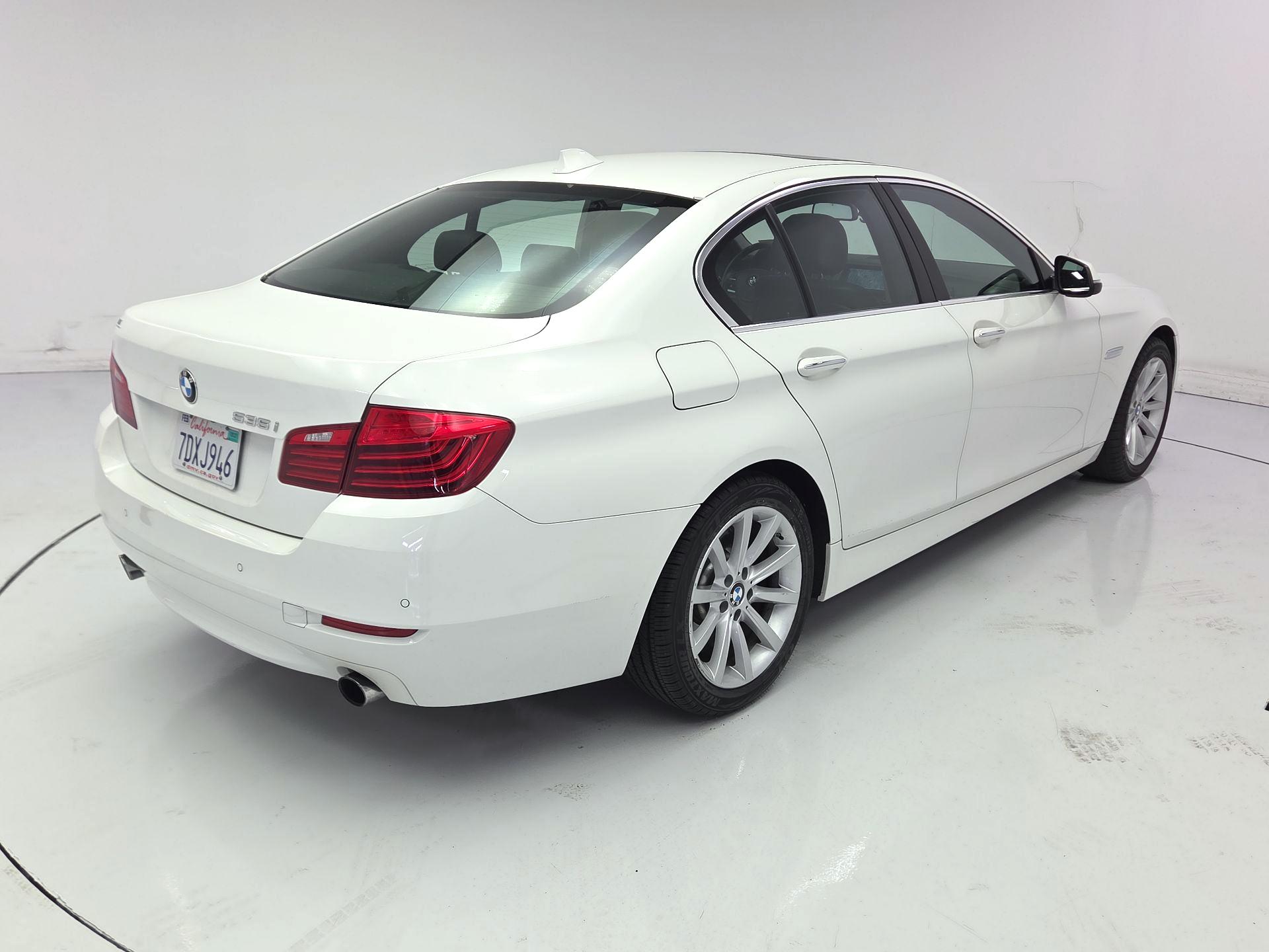 Thumbnail: 2014 BMW 5 Series - 5
