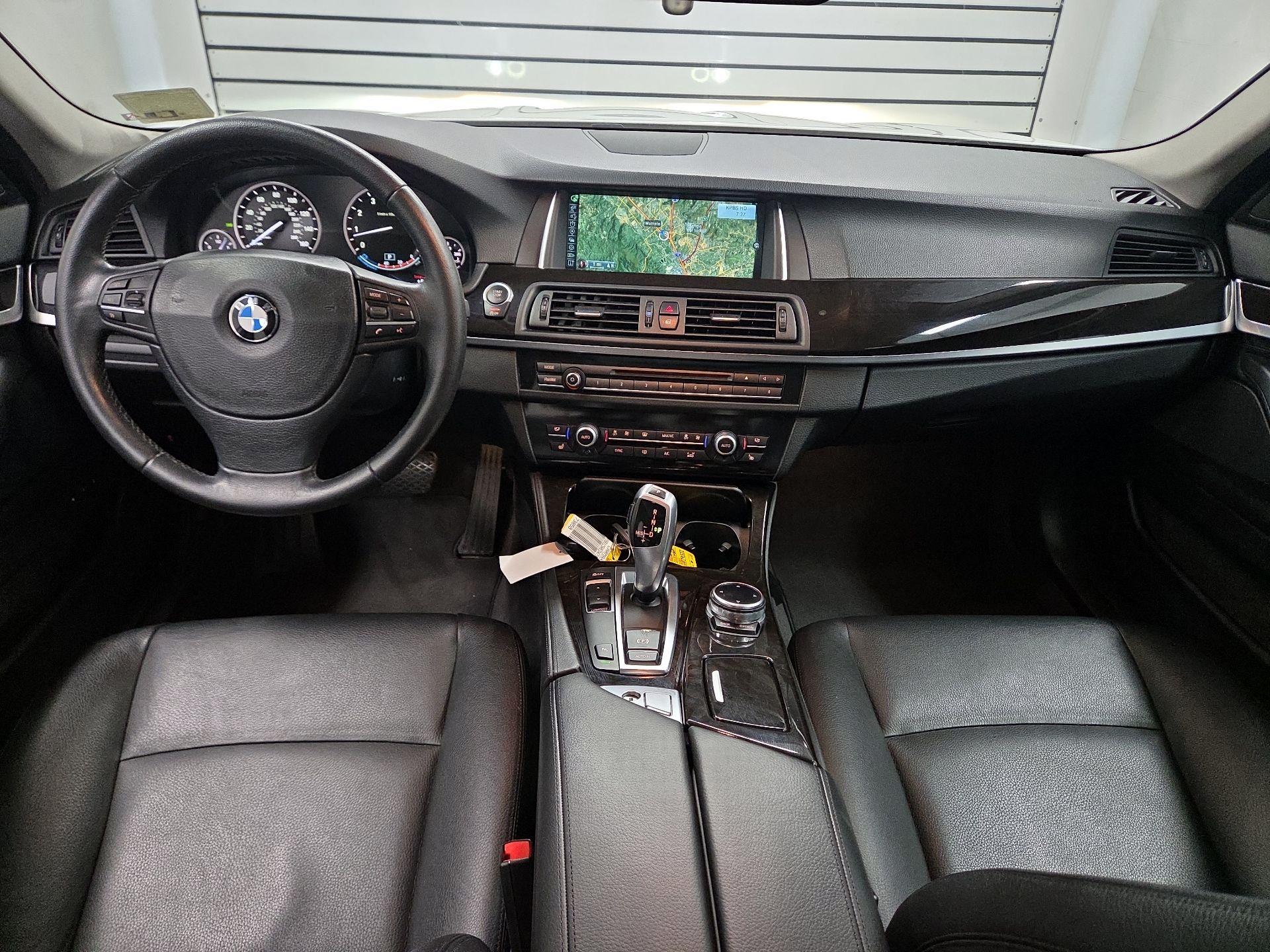 Thumbnail: 2014 BMW 5 Series - 8