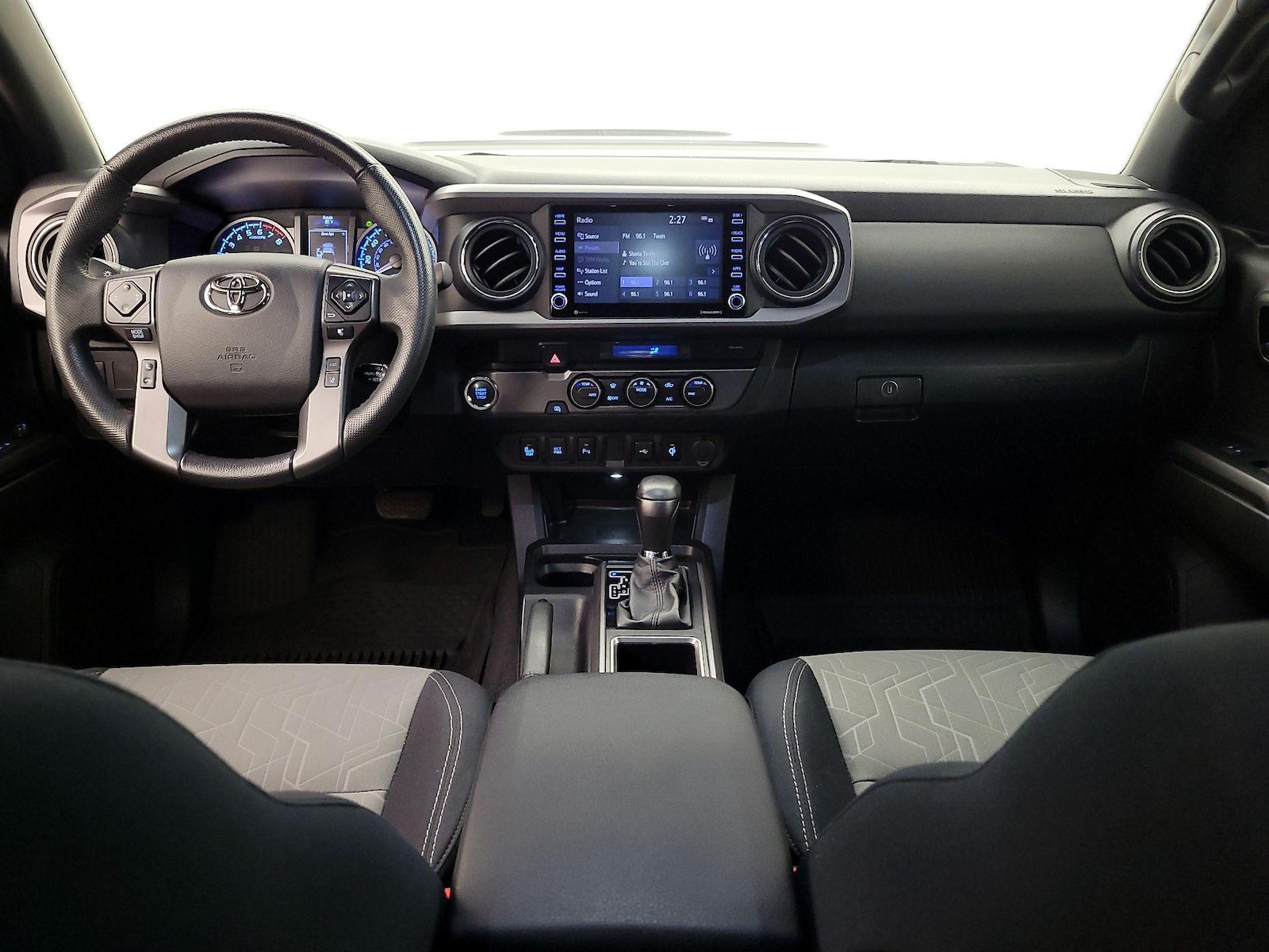 2022 Toyota Tacoma TRD Sport - Photo 10