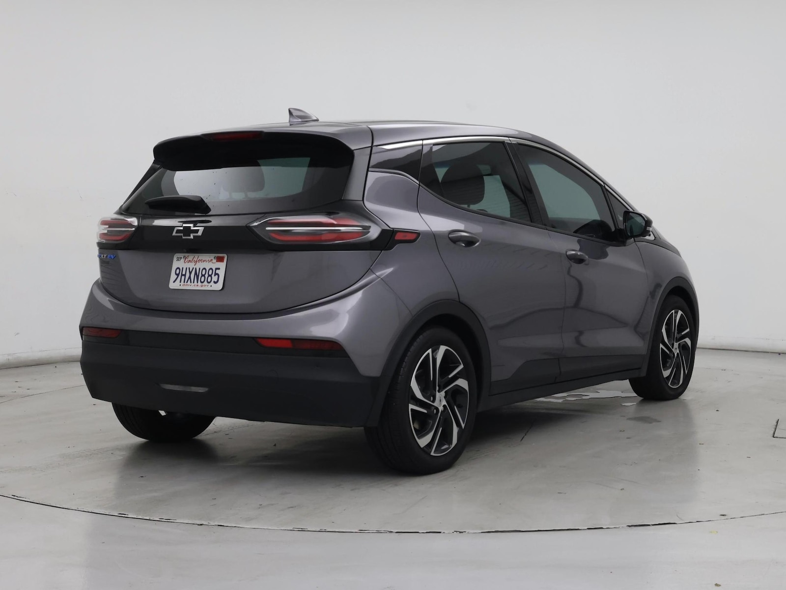2023 Chevrolet Bolt EV 2LT - Photo 9