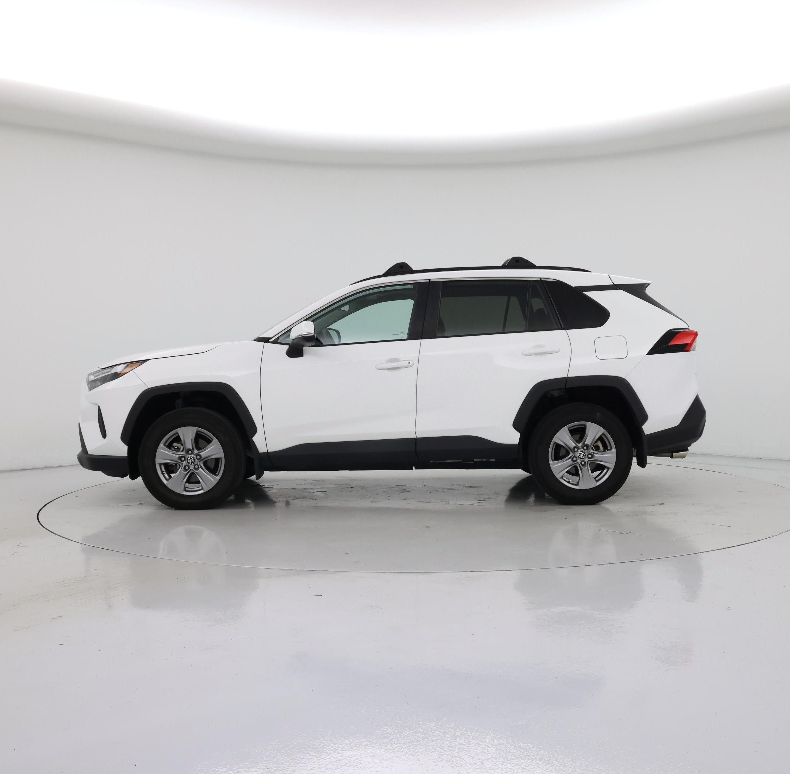 Thumbnail: 2024 Toyota RAV4 - 3